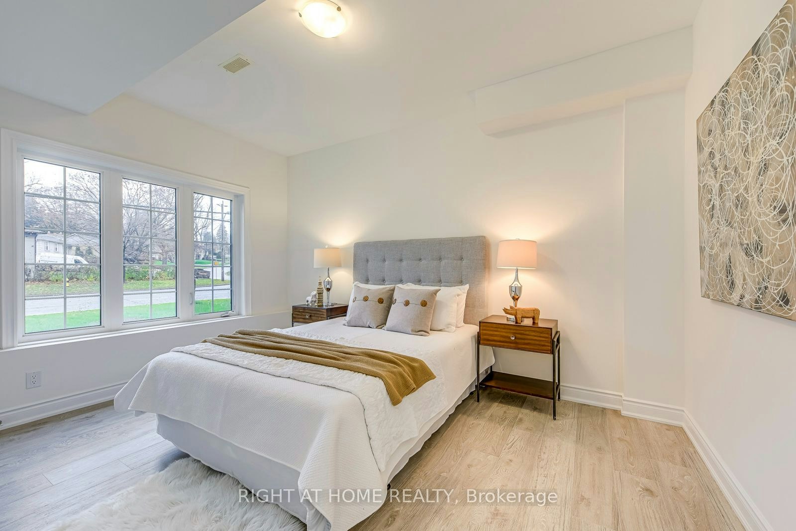 2575 Islington Avenue, Toronto, ON, M9V 4A2 - 42