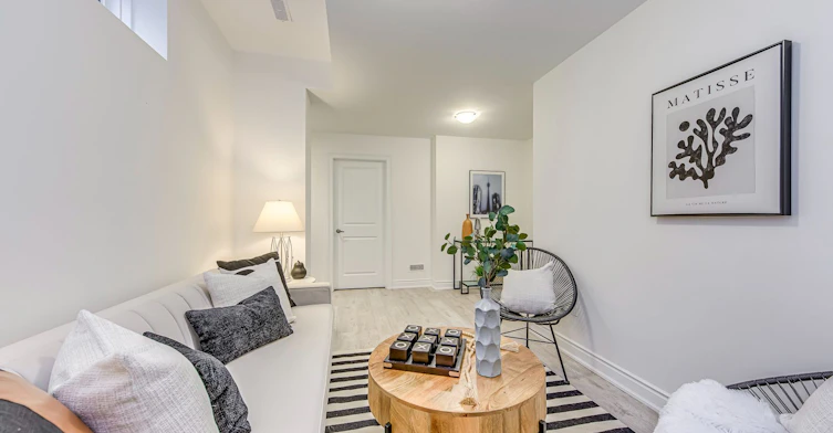 2575 Islington Avenue, Toronto, ON, M9V 4A2 - 41