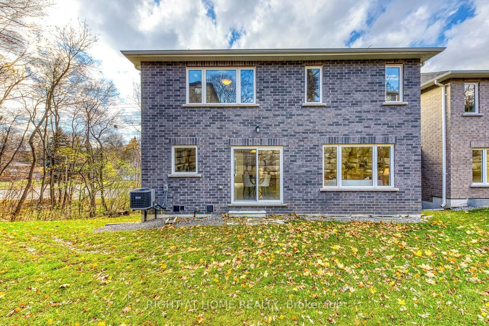 2575 Islington Avenue, Toronto, ON, M9V 4A2 - 48