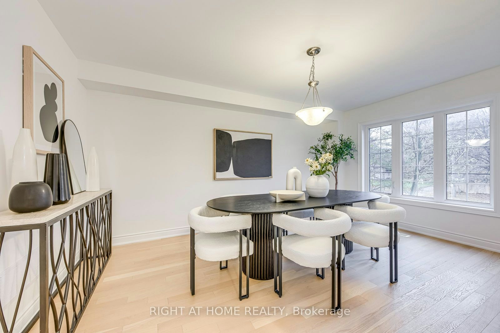 2575 Islington Avenue, Toronto, ON, M9V 4A2 - 18