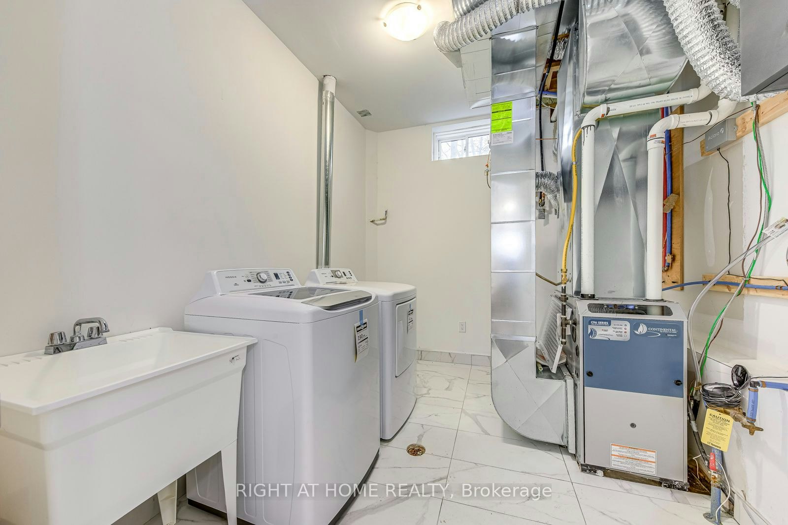 2575 Islington Avenue, Toronto, ON, M9V 4A2 - 46