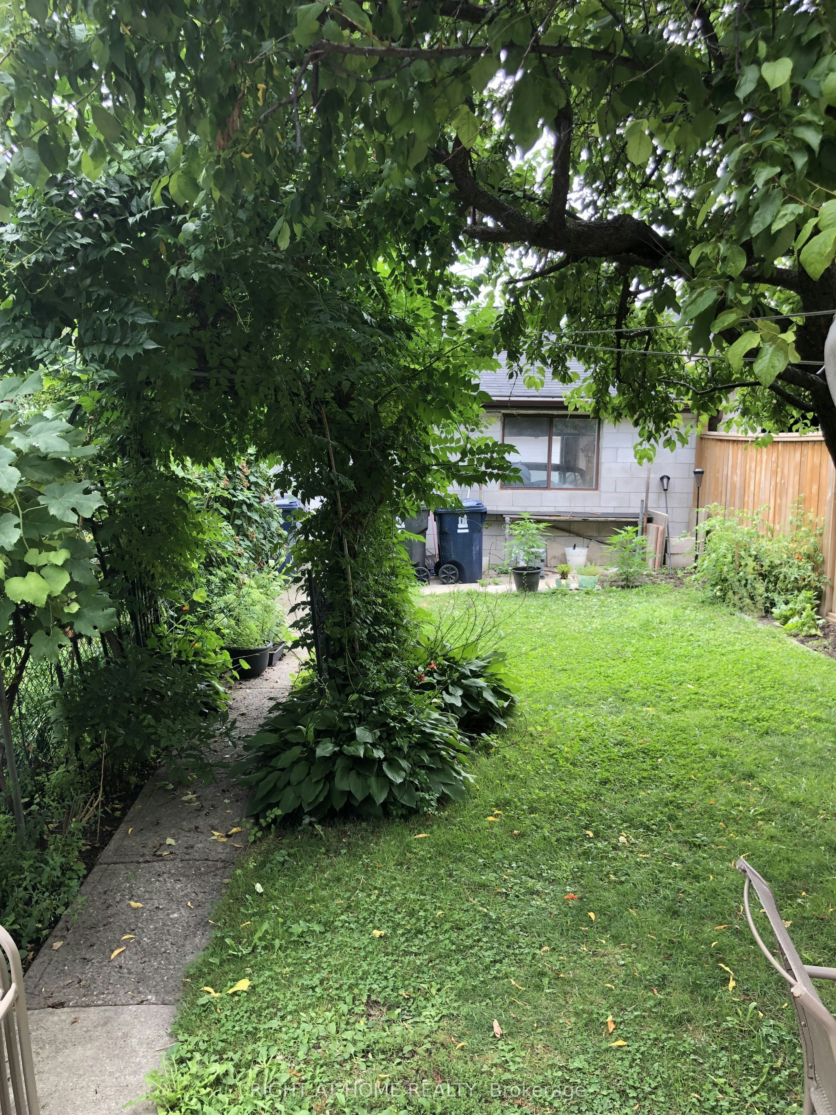 564 Concord Avenue, Toronto, ON, M6H 2R1 - 19