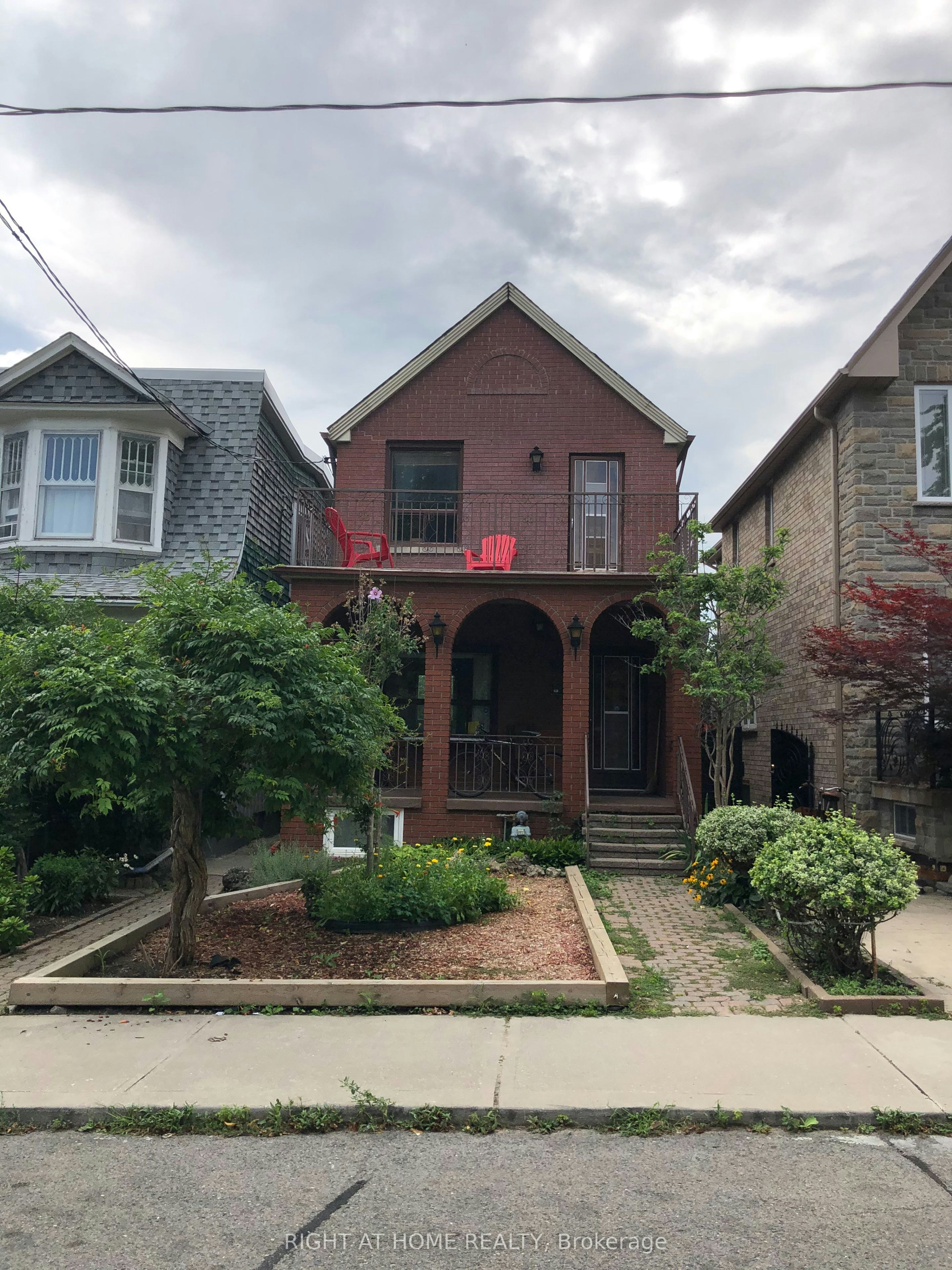 564 Concord Avenue, Toronto, ON, M6H 2R1