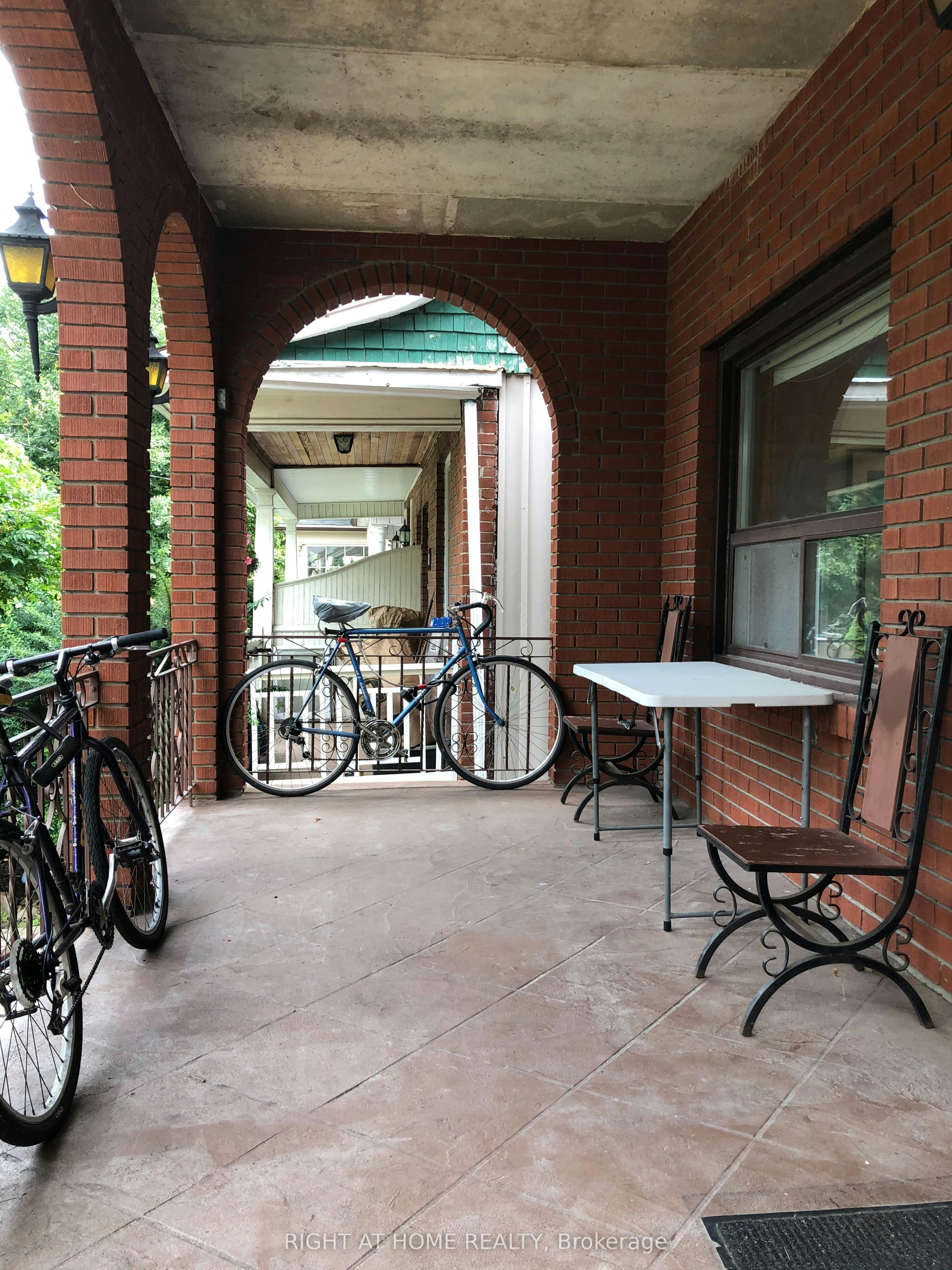 564 Concord Avenue, Toronto, ON, M6H 2R1 - 17