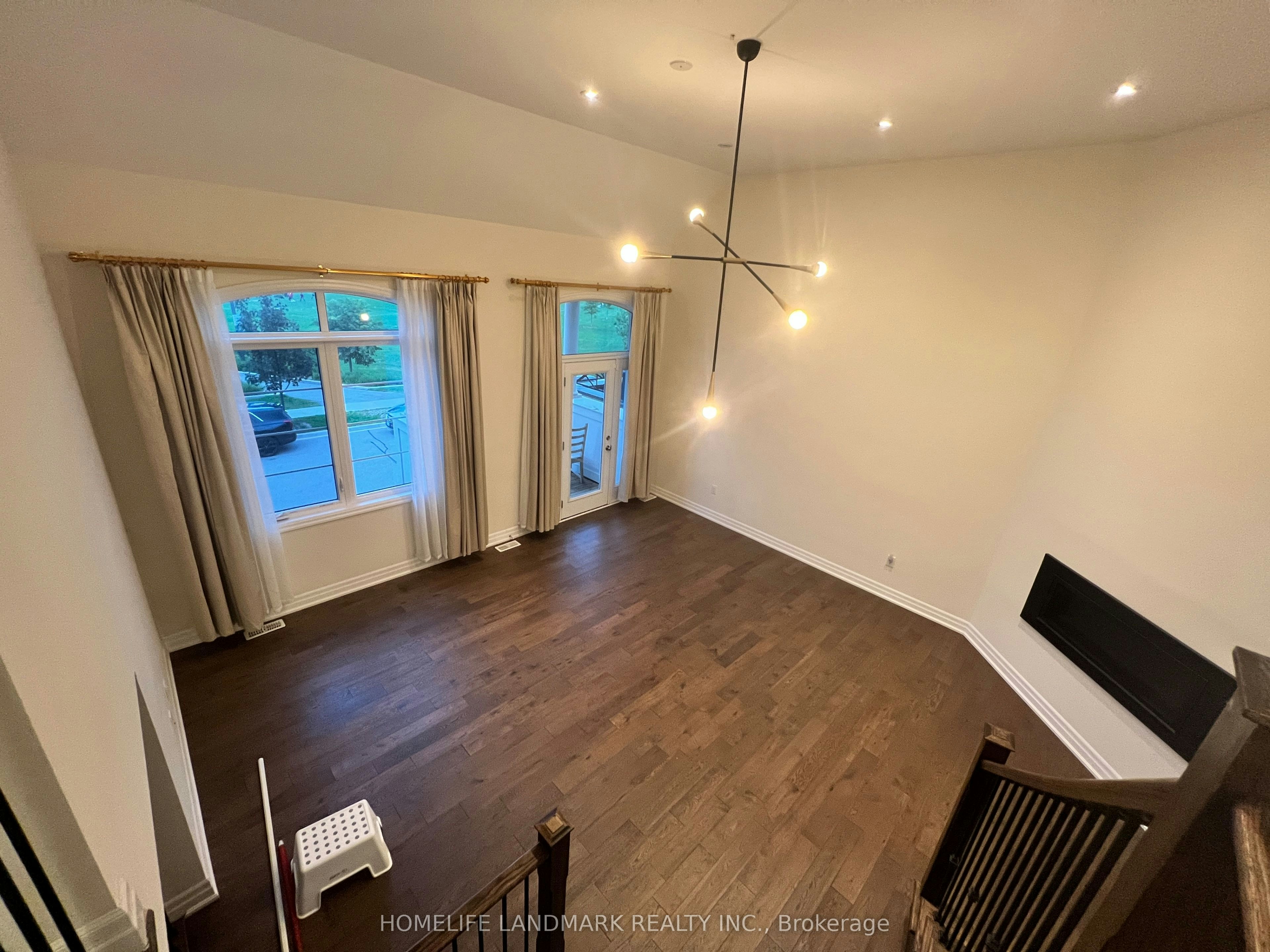 102 Fowley Drive, Oakville, ON, L6H 0V3 - 10