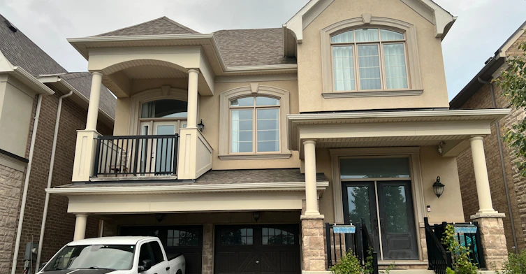 102 Fowley Drive, Oakville, ON, L6H 0V3