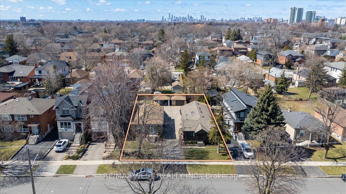 204 & 200 Delta Street, Toronto, ON, M8W 4E4