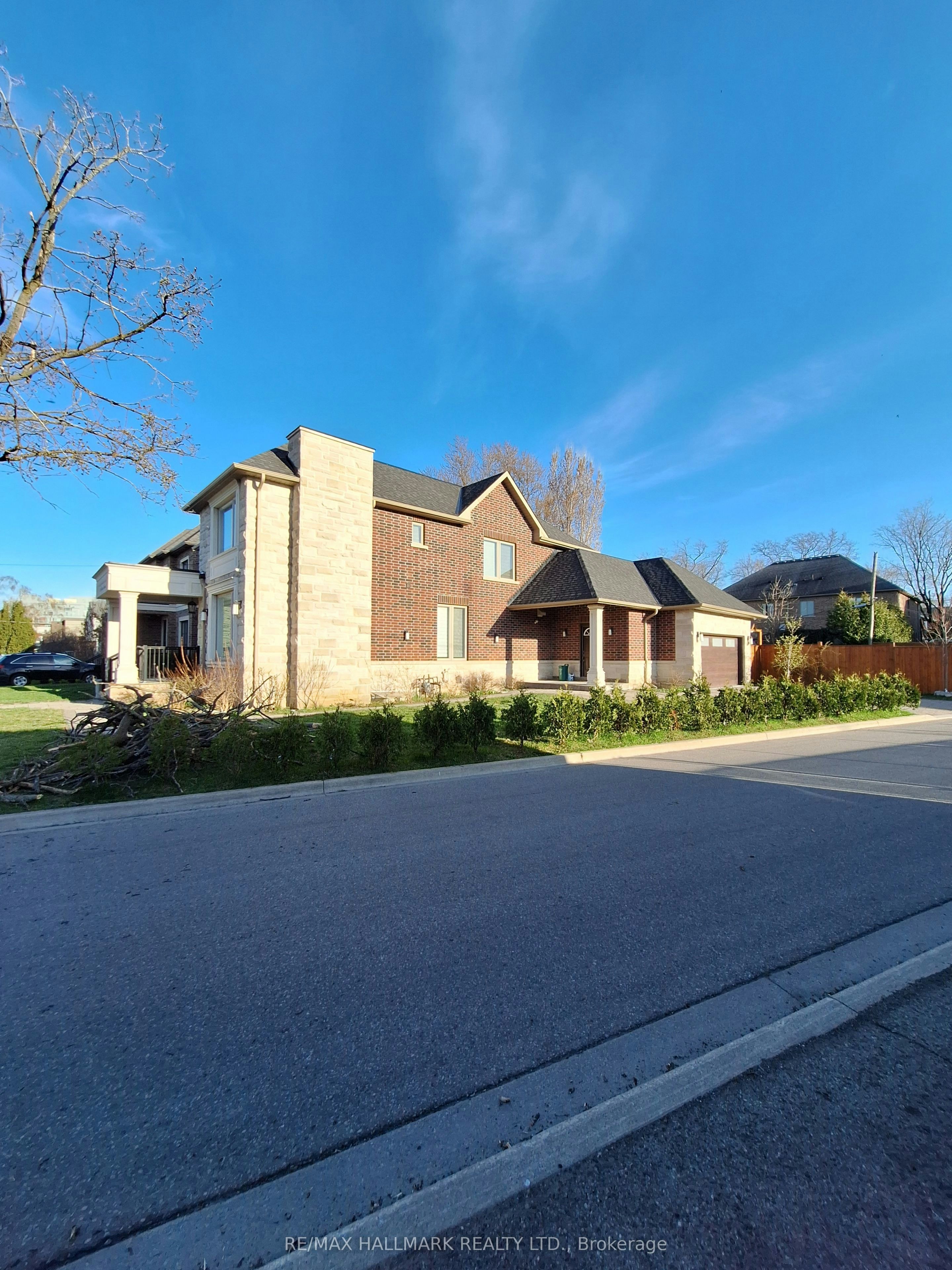 LOWER-38 Harrison Avenue, Mississauga, ON, L5H 2N9 - 2