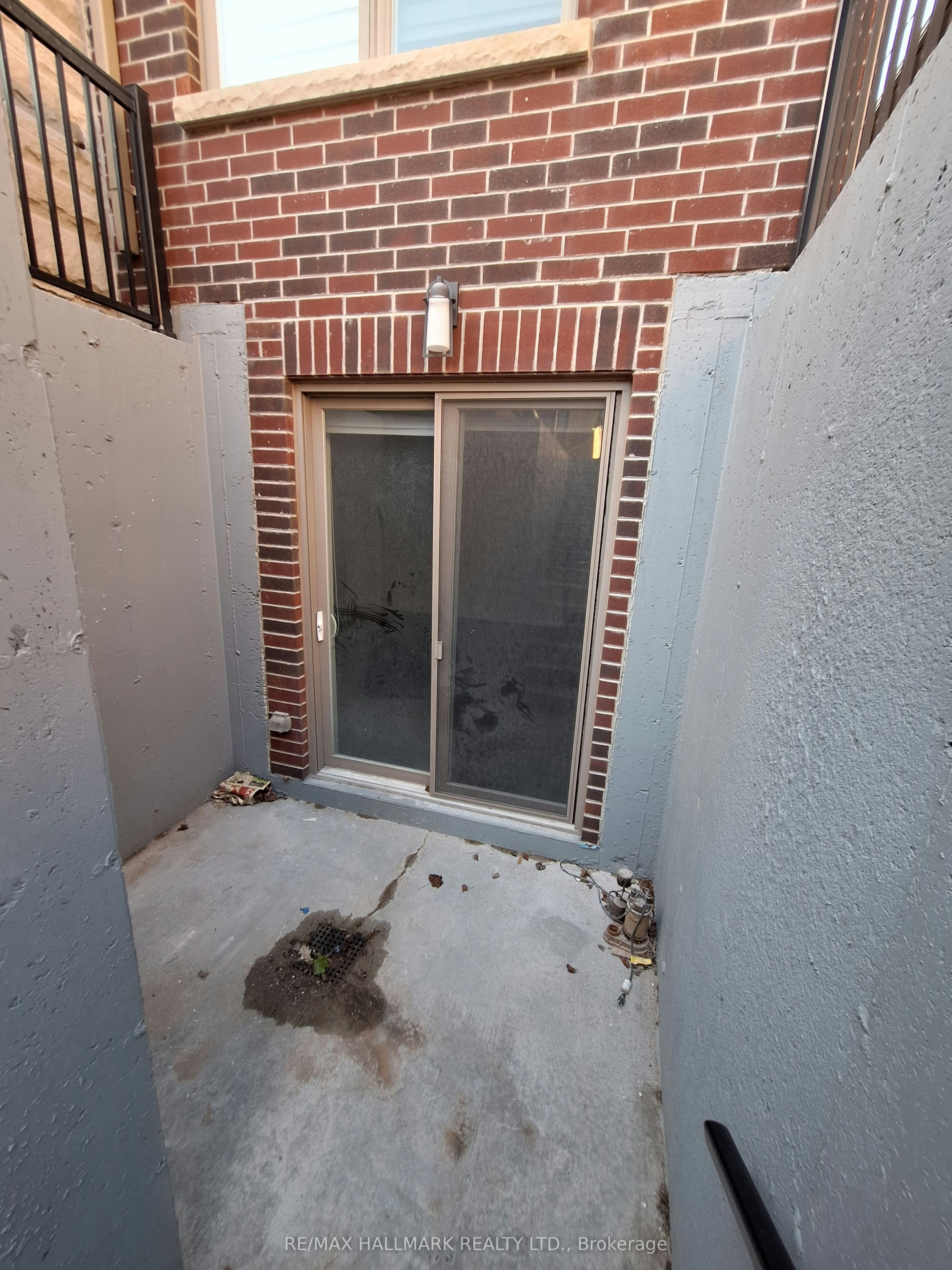 LOWER-38 Harrison Avenue, Mississauga, ON, L5H 2N9 - 5