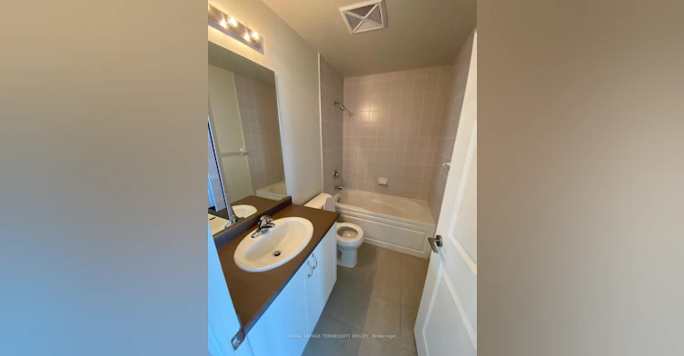 1819-349 Rathburn Road W, Mississauga, ON, L5B 0G9 - 6