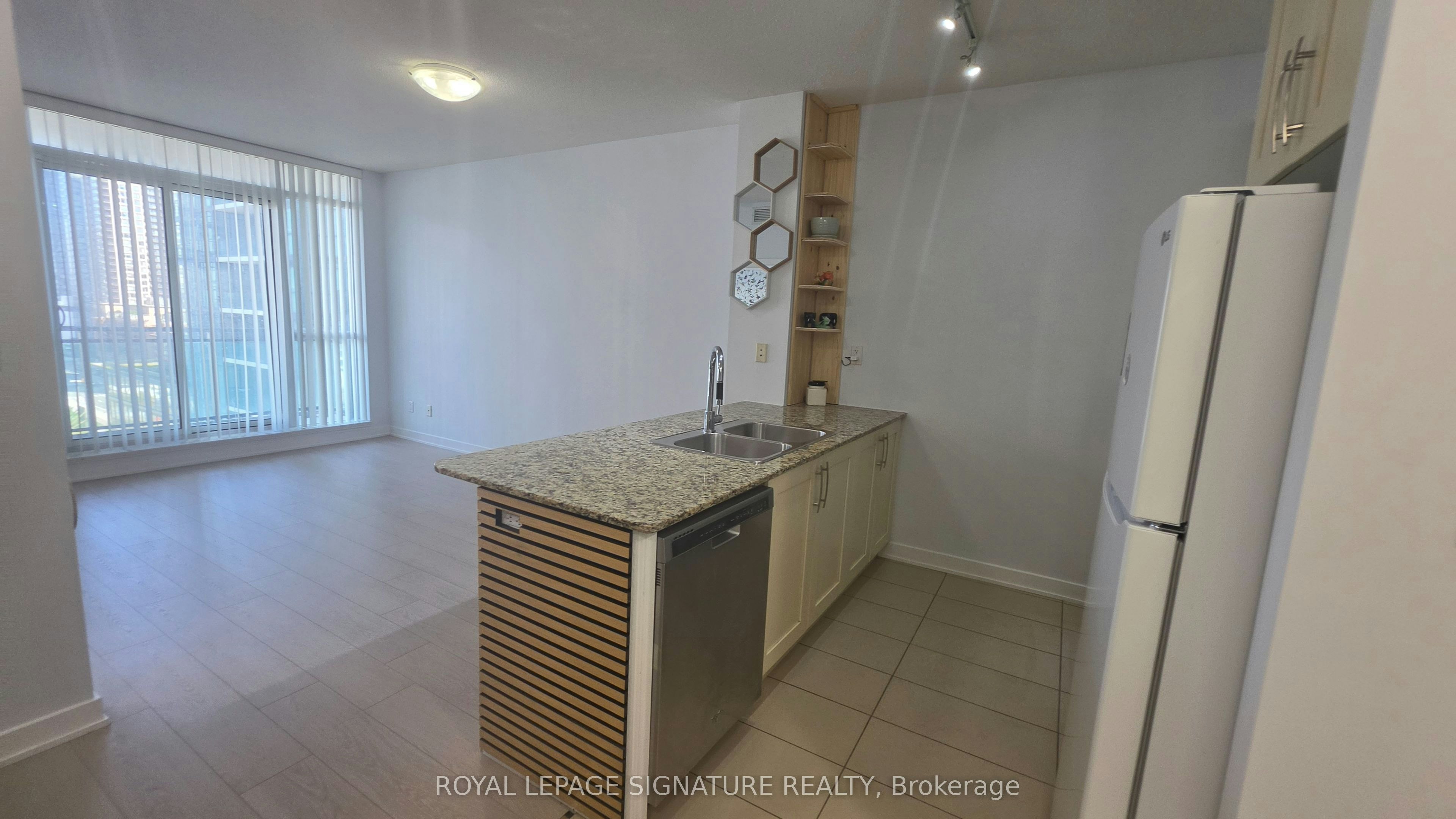 1107-4065 Brickstone Mews, Mississauga, ON, L5B 0G3 - 12