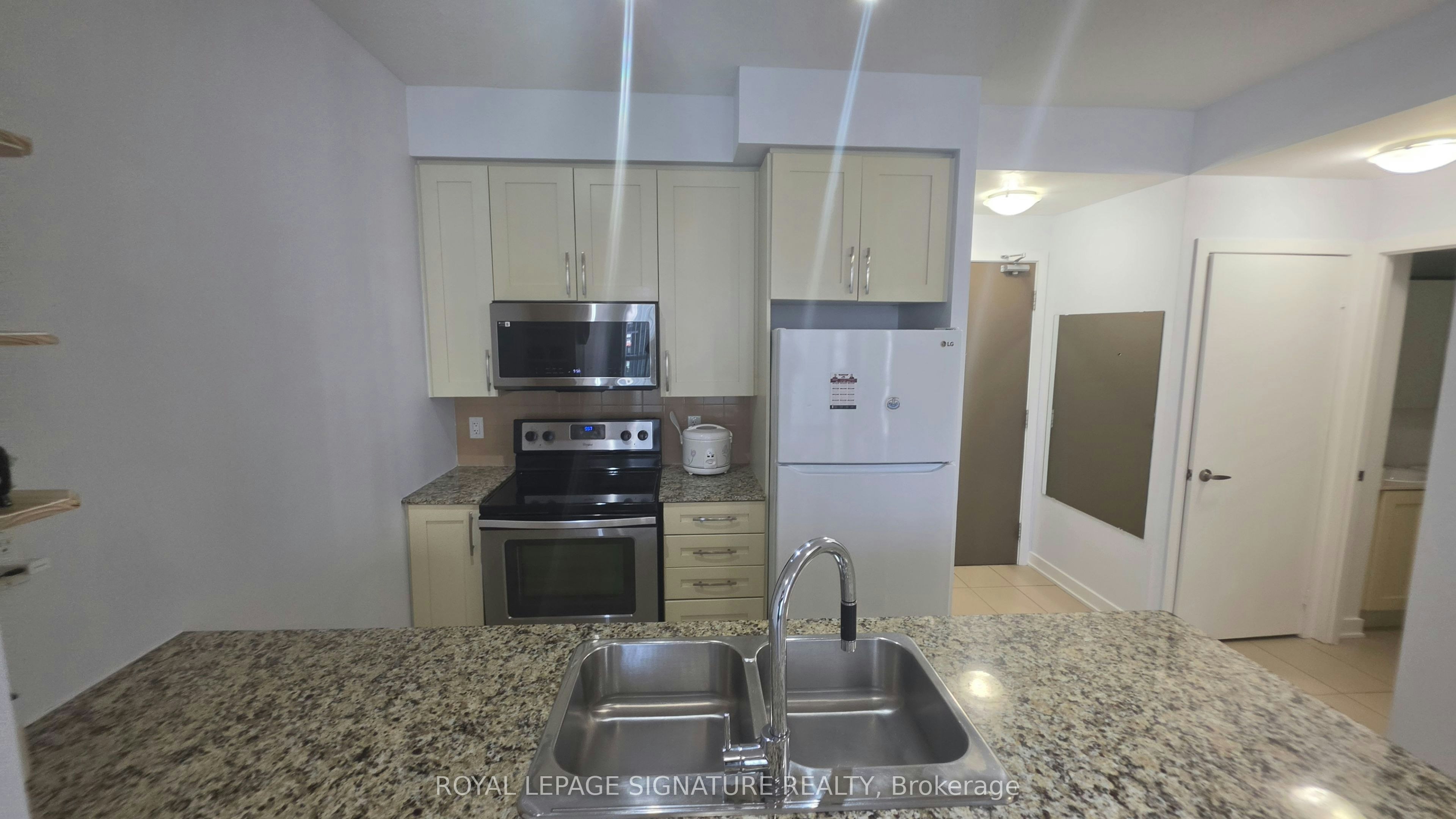 1107-4065 Brickstone Mews, Mississauga, ON, L5B 0G3 - 13