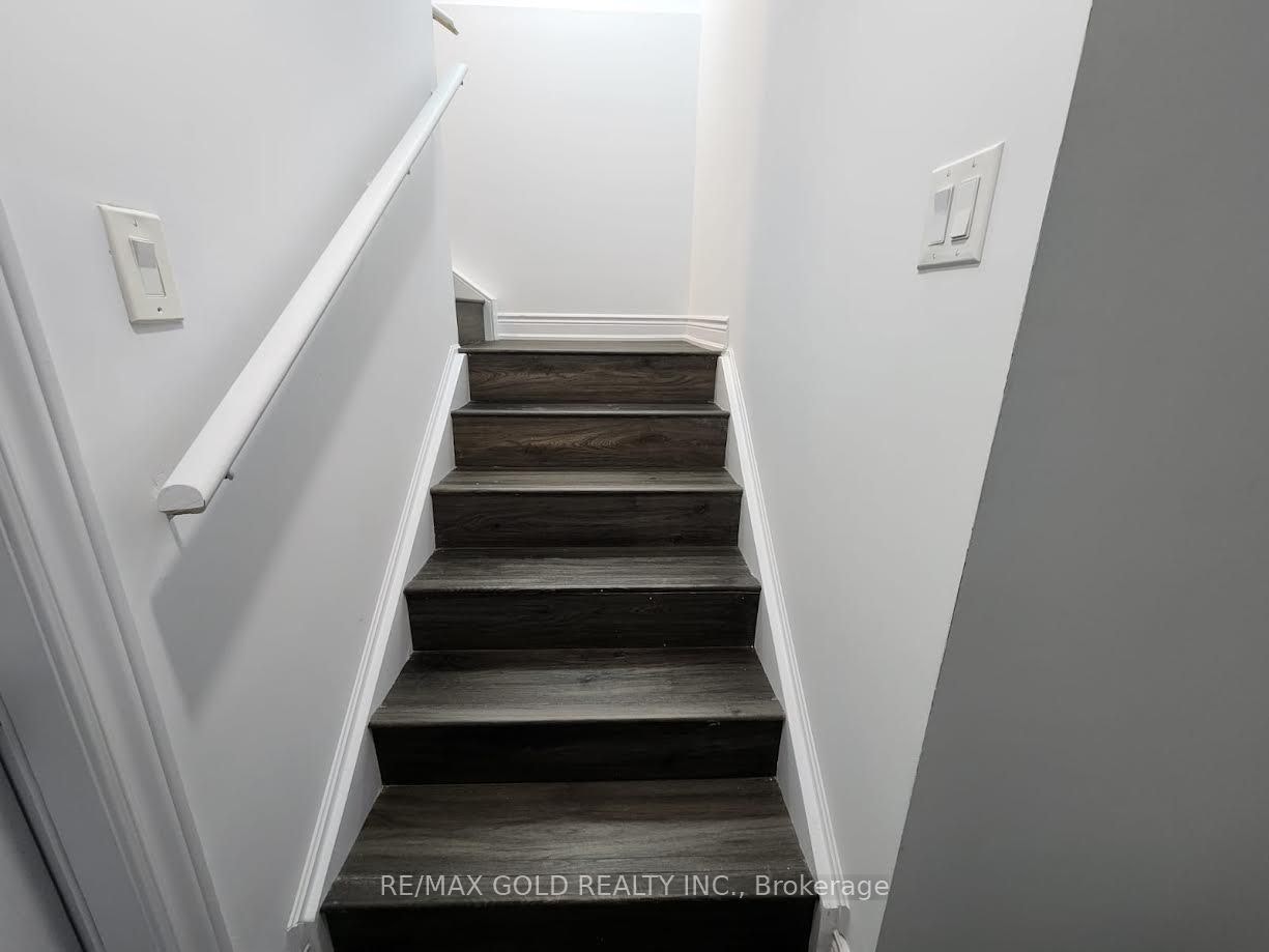 1-298 Etheridge Avenue, Milton, ON, L9E 1H7 - 6