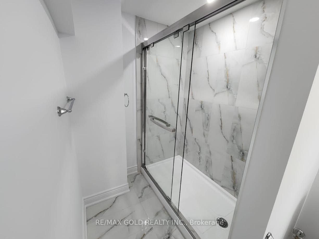 1-298 Etheridge Avenue, Milton, ON, L9E 1H7 - 16