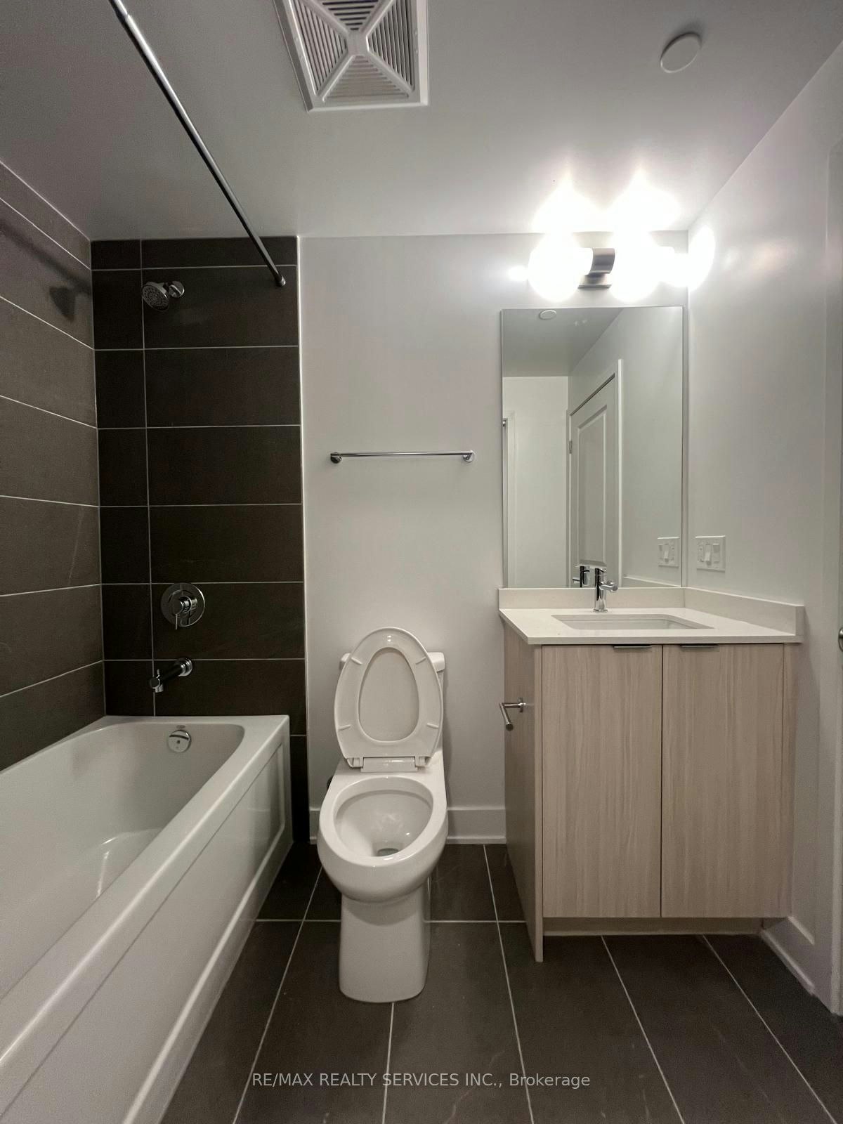 408A-115 Nipissing Road, Milton, ON, L9T 1R3 - 10