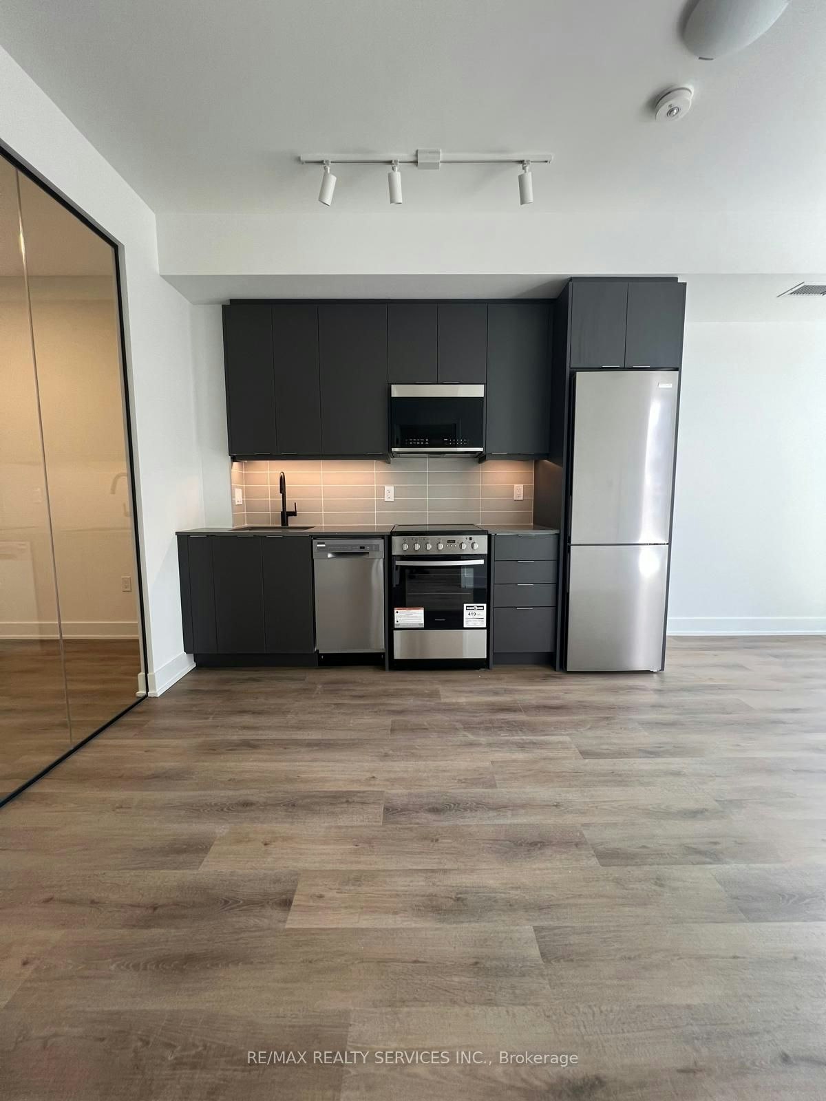 408A-115 Nipissing Road, Milton, ON, L9T 1R3 - 3