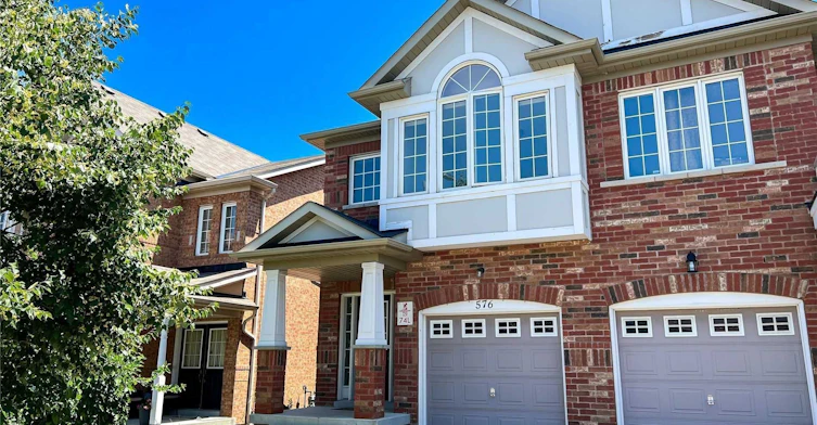 576 Courtney Valley Road, Mississauga, ON, L5V 0C2 - 2