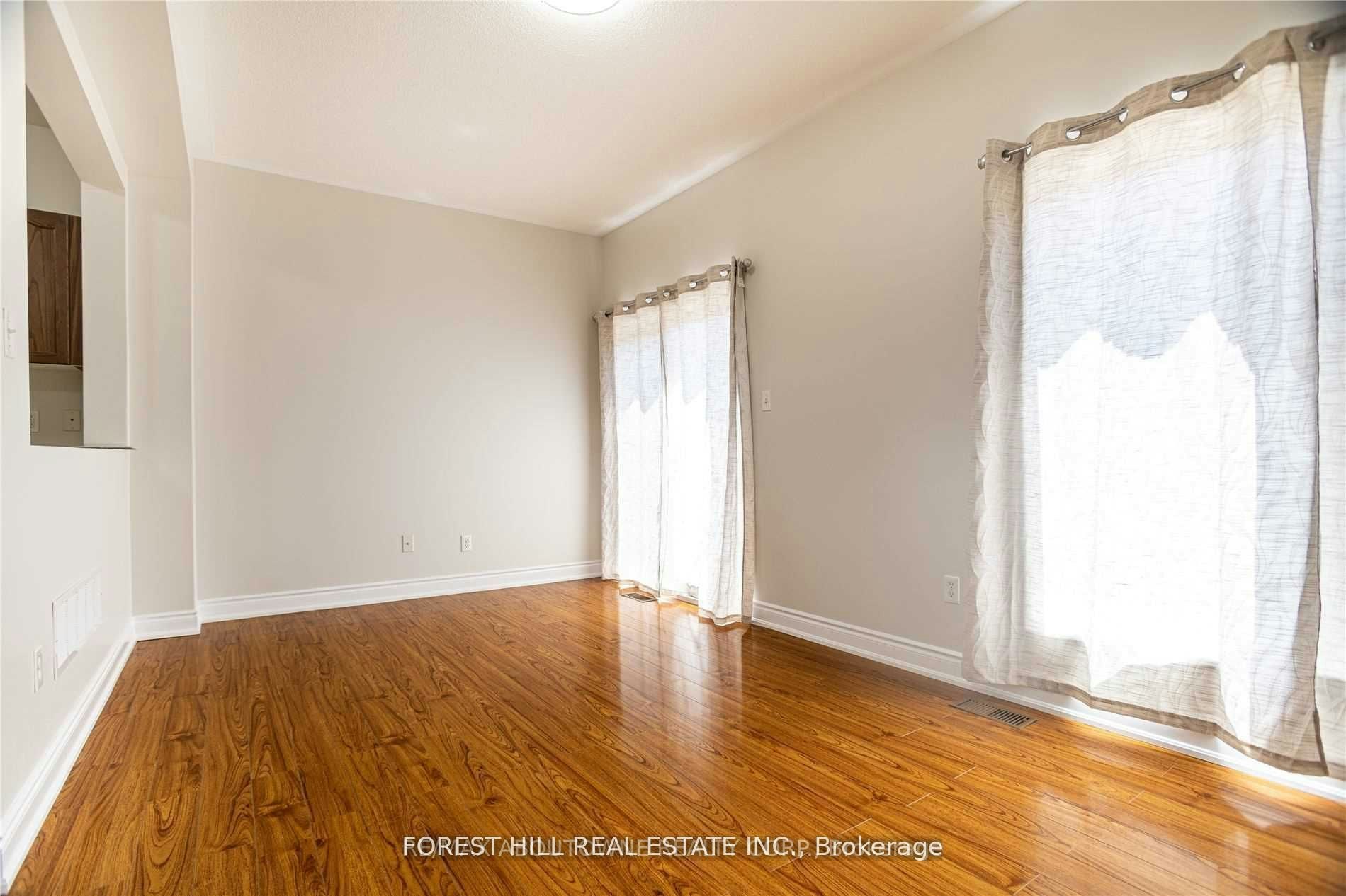 576 Courtney Valley Road, Mississauga, ON, L5V 0C2 - 12
