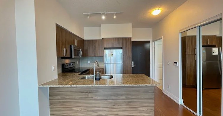 323-65 Speers Road, Oakville, ON, L6K 0J1 - 5