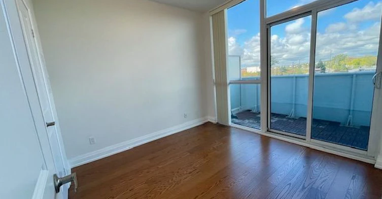 323-65 Speers Road, Oakville, ON, L6K 0J1 - 20