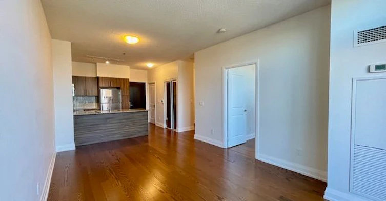 323-65 Speers Road, Oakville, ON, L6K 0J1 - 13