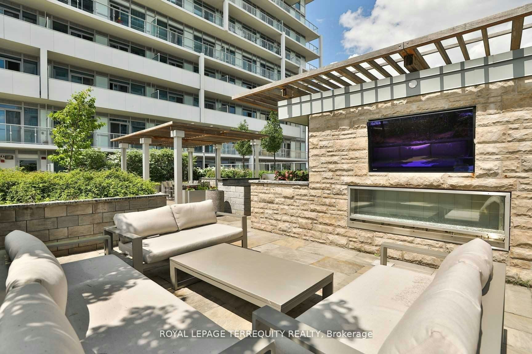 323-65 Speers Road, Oakville, ON, L6K 0J1 - 48