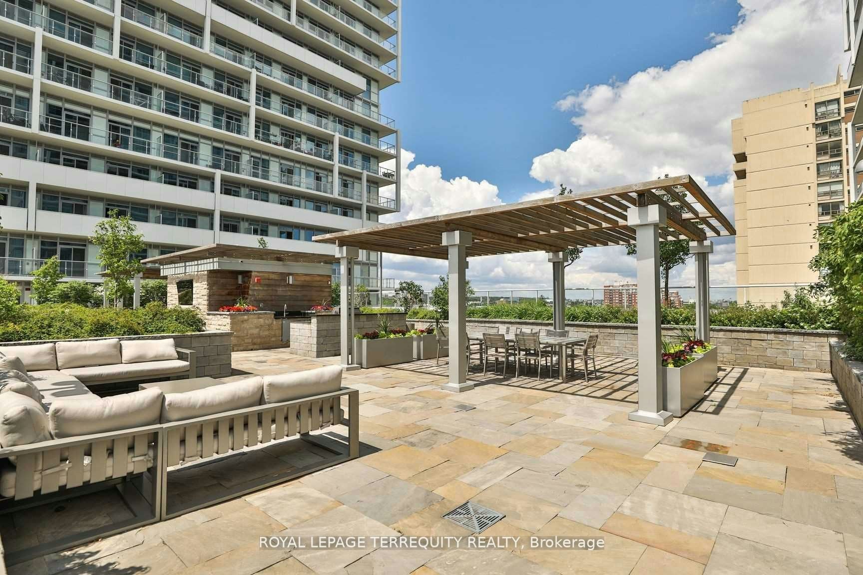 323-65 Speers Road, Oakville, ON, L6K 0J1 - 46