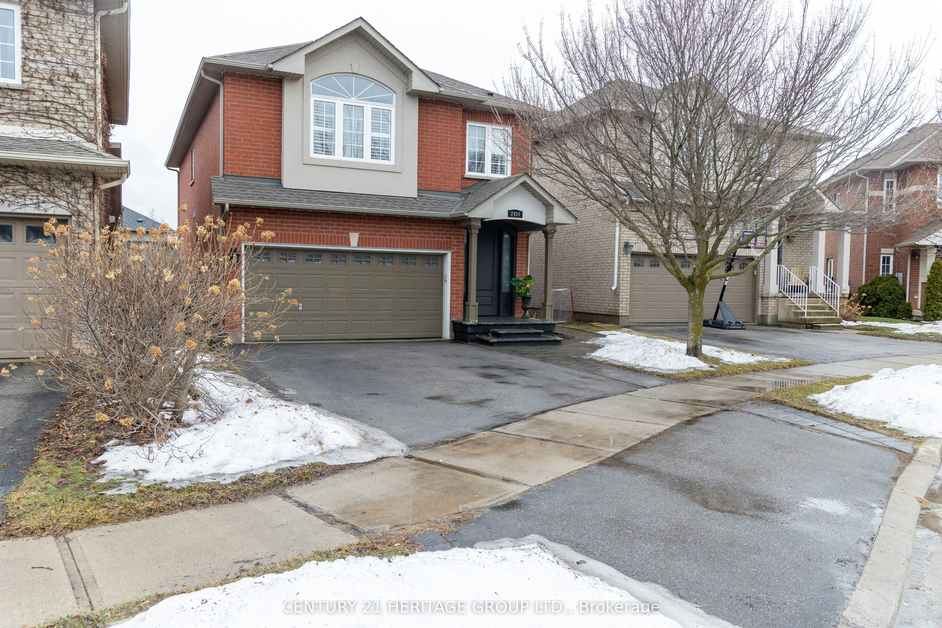 2434 Blue Holly Crescent, Oakville, ON, L6M 4V4 - 2