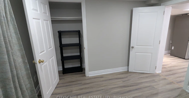 Basement-16 Melody Road, Toronto, ON, M9M 1C7 - 9
