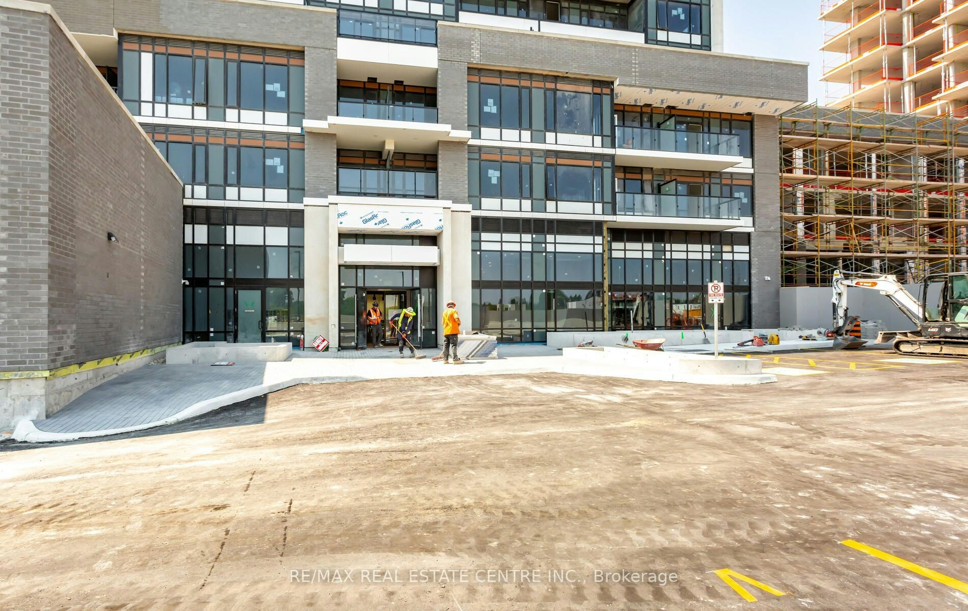 1307-8010 Derry Road W, Milton, ON, L9T 3L3 - 2