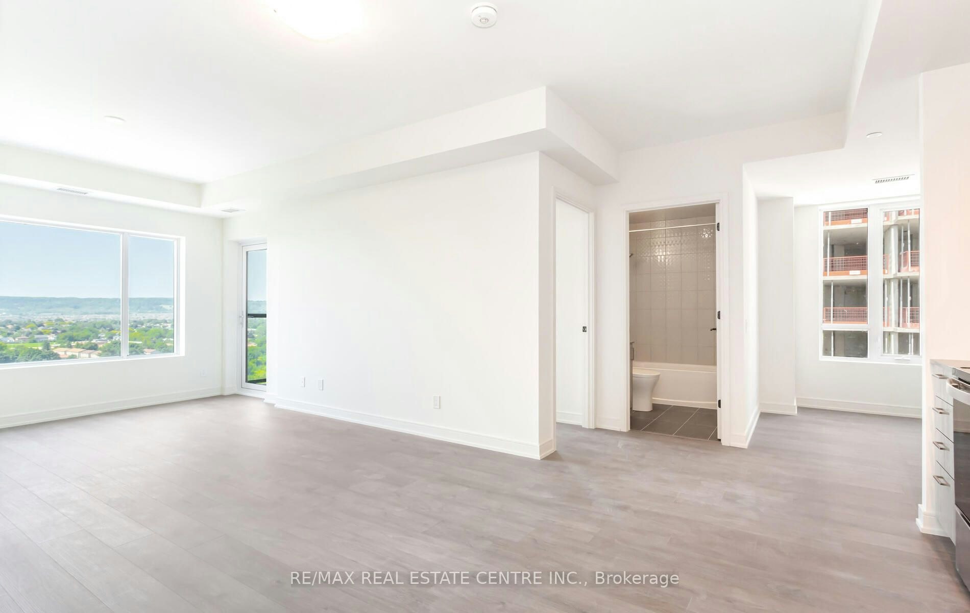 1307-8010 Derry Road W, Milton, ON, L9T 3L3 - 7