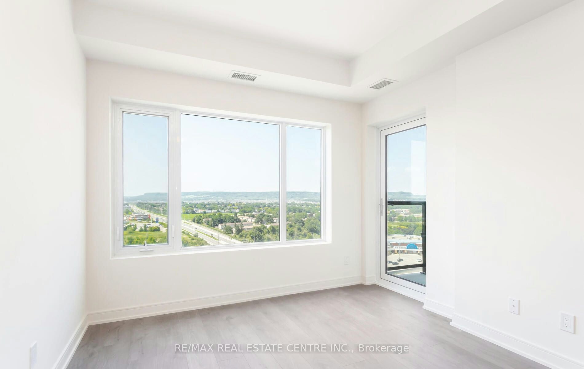 1307-8010 Derry Road W, Milton, ON, L9T 3L3 - 12