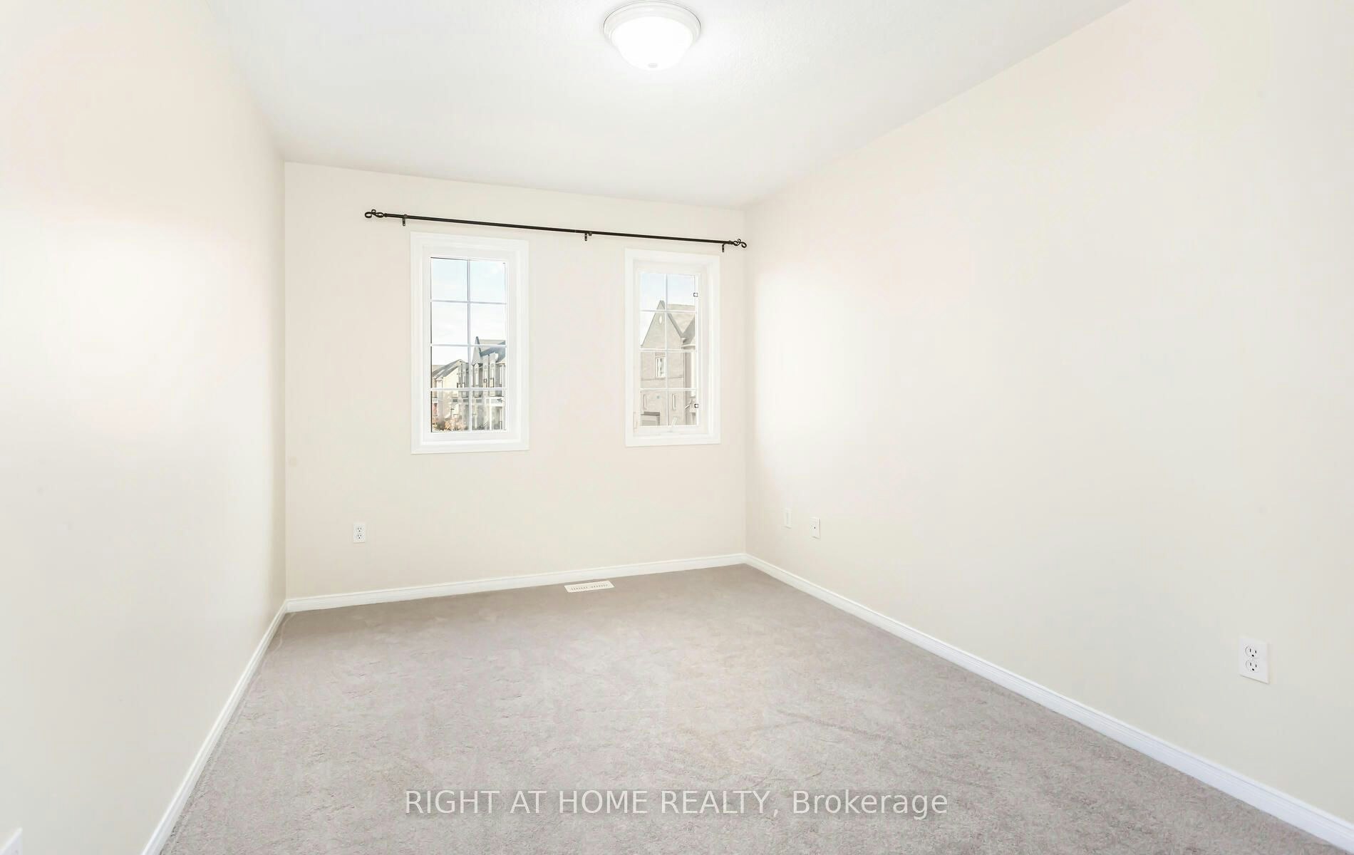 5042 Oscar Peterson Boulevard, Mississauga, ON, L5M 7W3 - 26