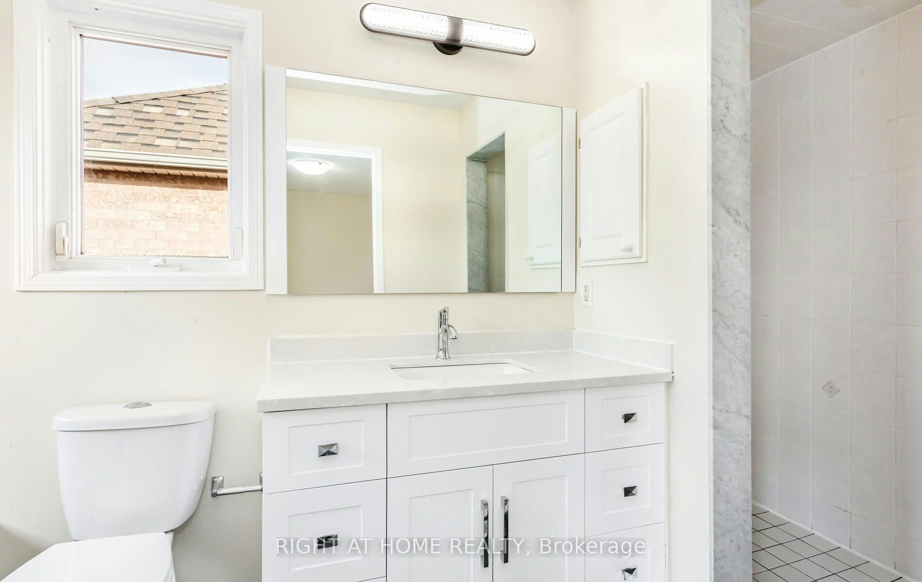 5042 Oscar Peterson Boulevard, Mississauga, ON, L5M 7W3 - 22