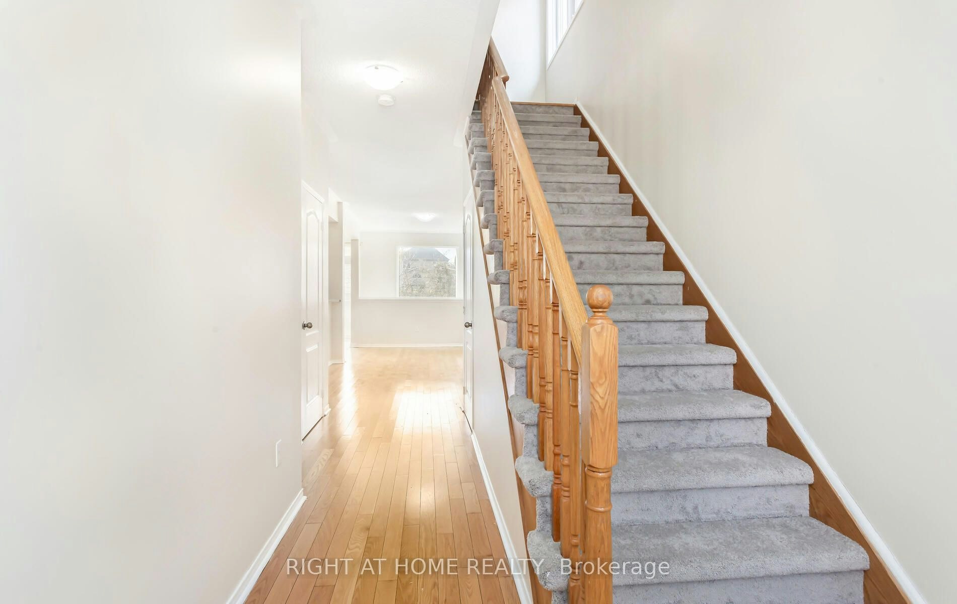 5042 Oscar Peterson Boulevard, Mississauga, ON, L5M 7W3 - 3
