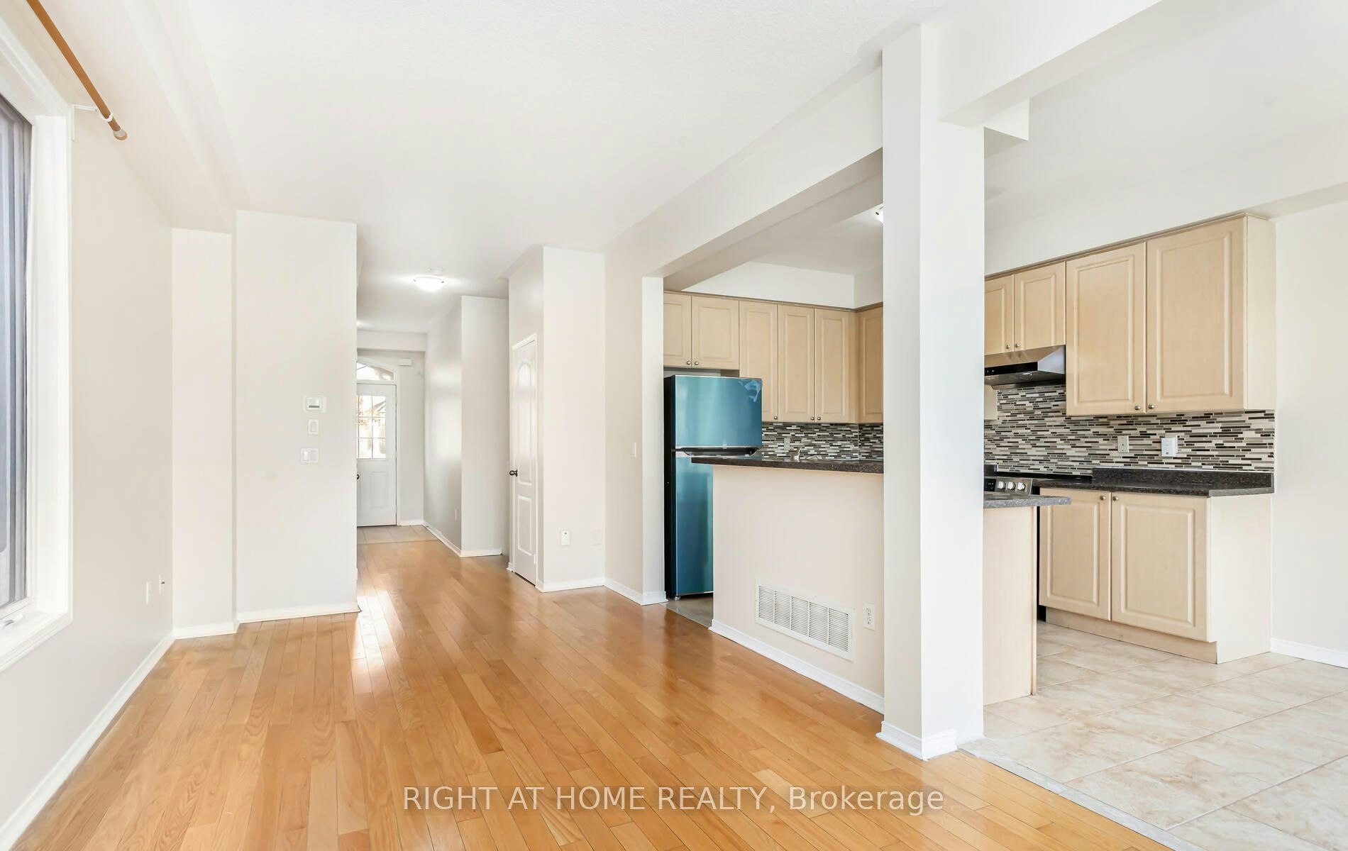 5042 Oscar Peterson Boulevard, Mississauga, ON, L5M 7W3 - 7