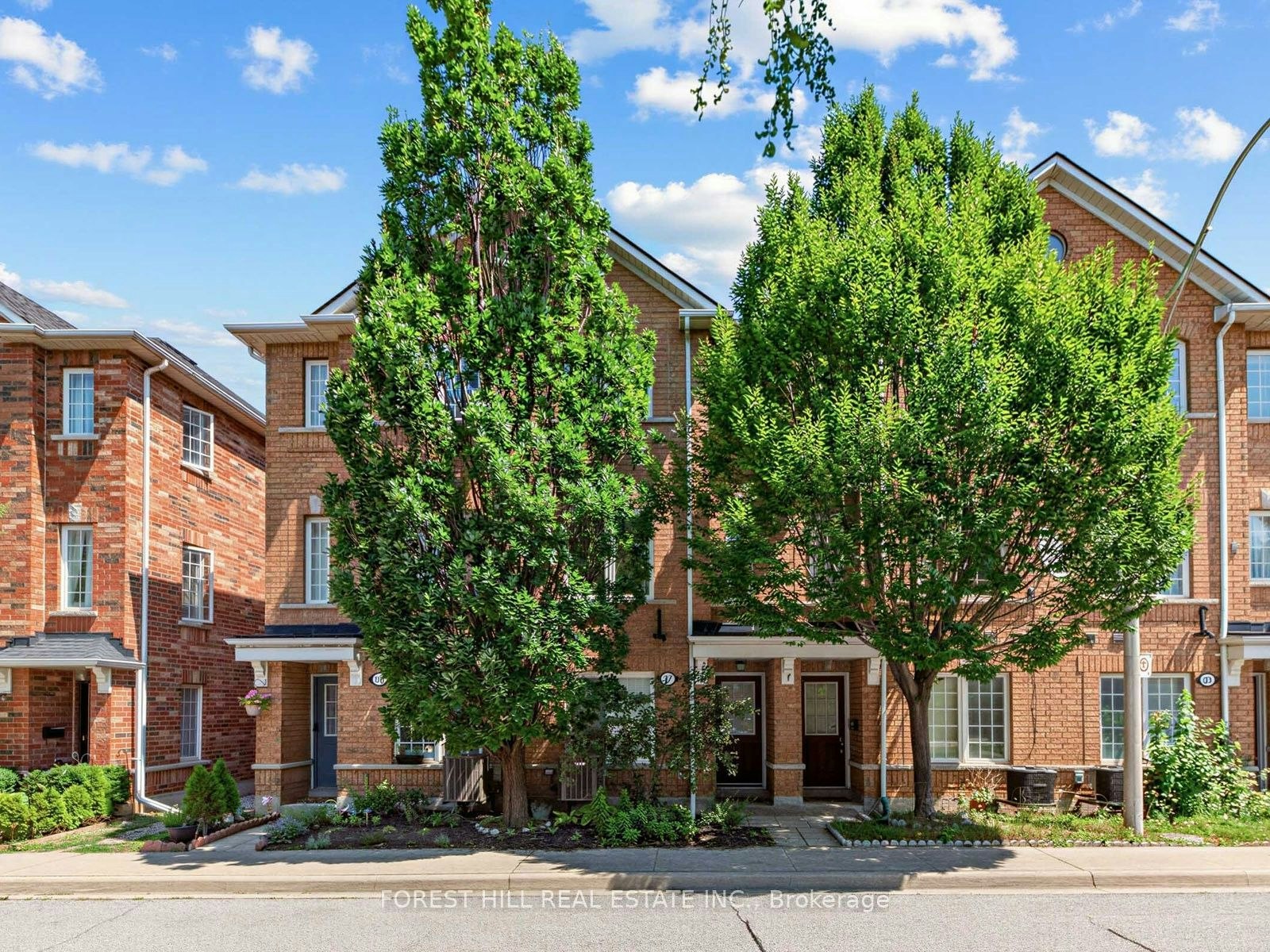 37 Birdstone Crescent, Toronto, ON, M6N 5H5