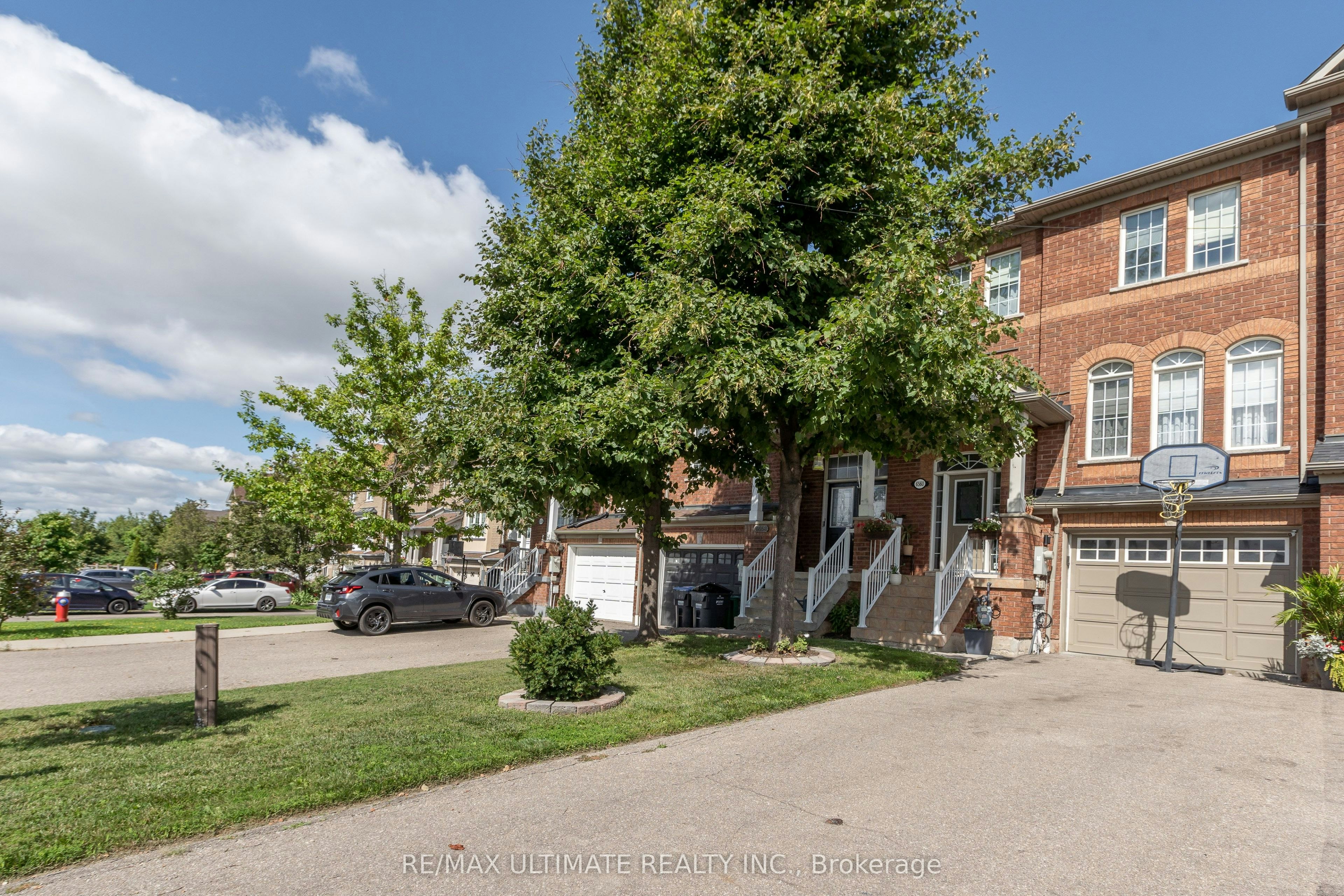 6560 Opera Glass Crescent, Mississauga, ON, L5W 1S1
