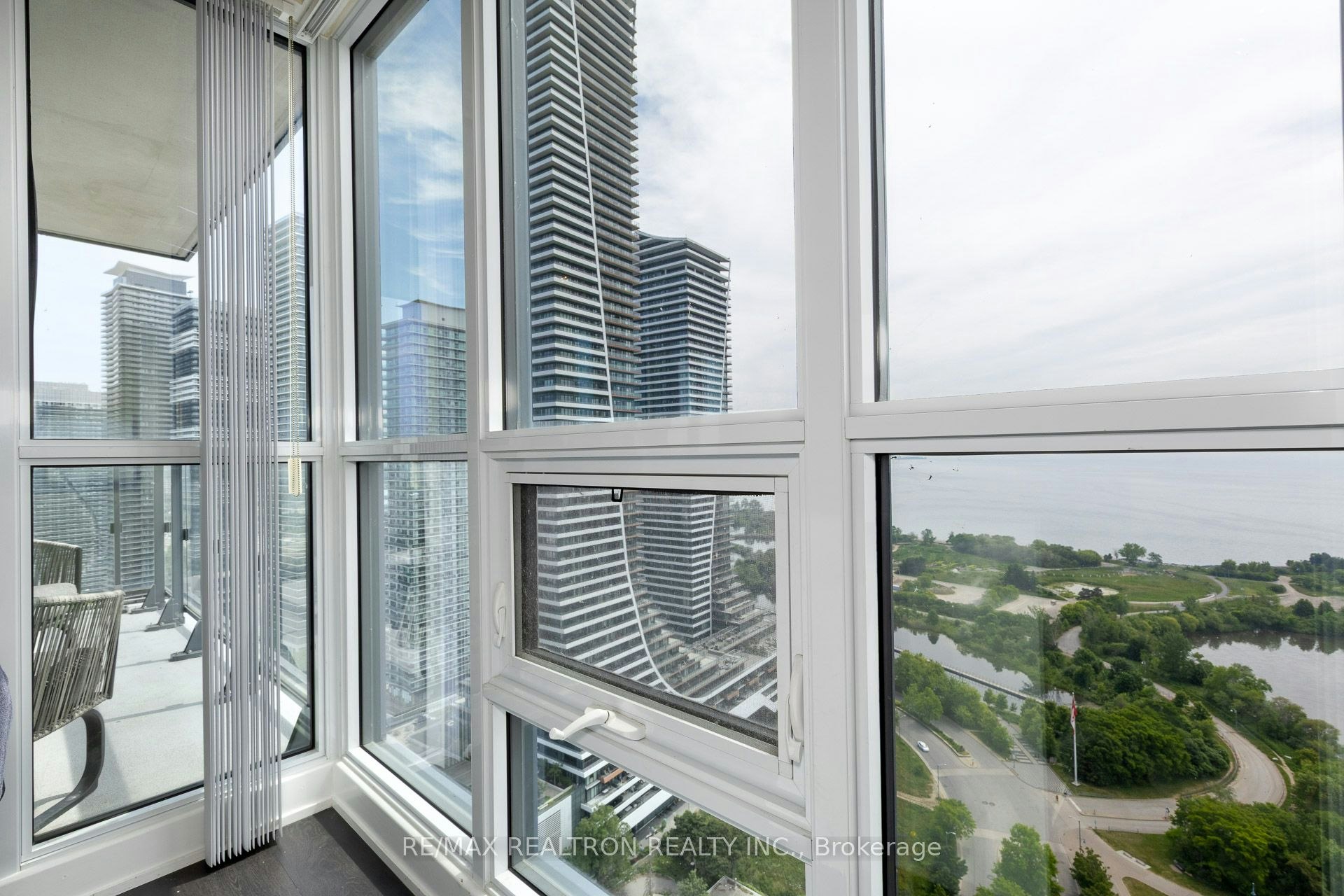 3509-2200 Lake Shore Boulevard W, Toronto, ON, M8V 1A4 - 11