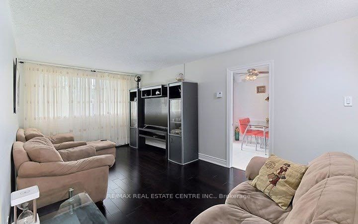 200-2170 Bromsgrove Road, Mississauga, ON, L5J 4J2 - 3