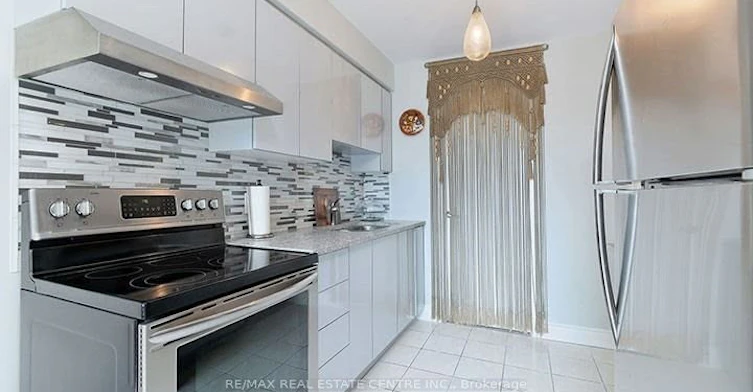 200-2170 Bromsgrove Road, Mississauga, ON, L5J 4J2 - 7