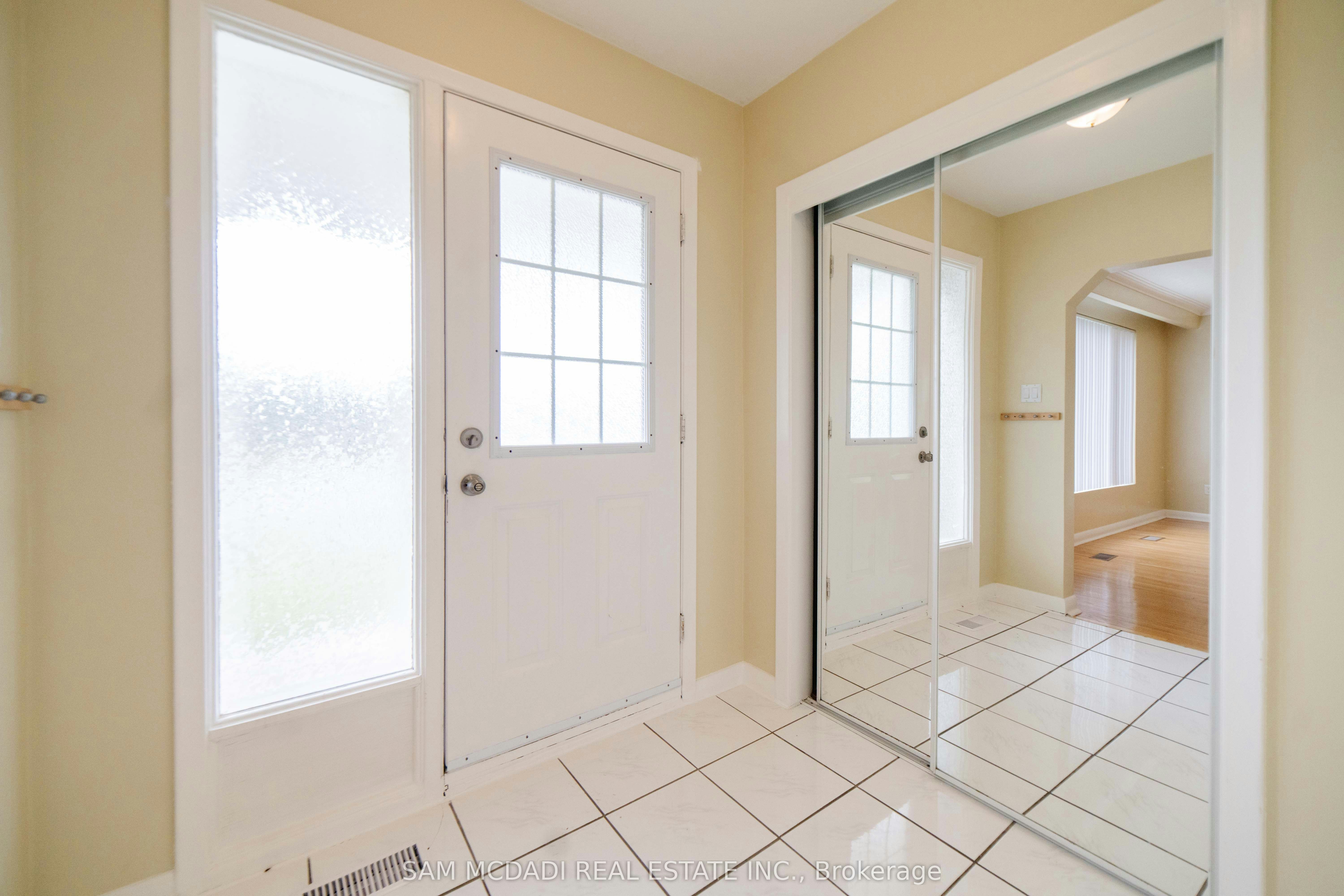 Upper-544 Sandmere Place, Oakville, ON, L6L 4G4 - 7