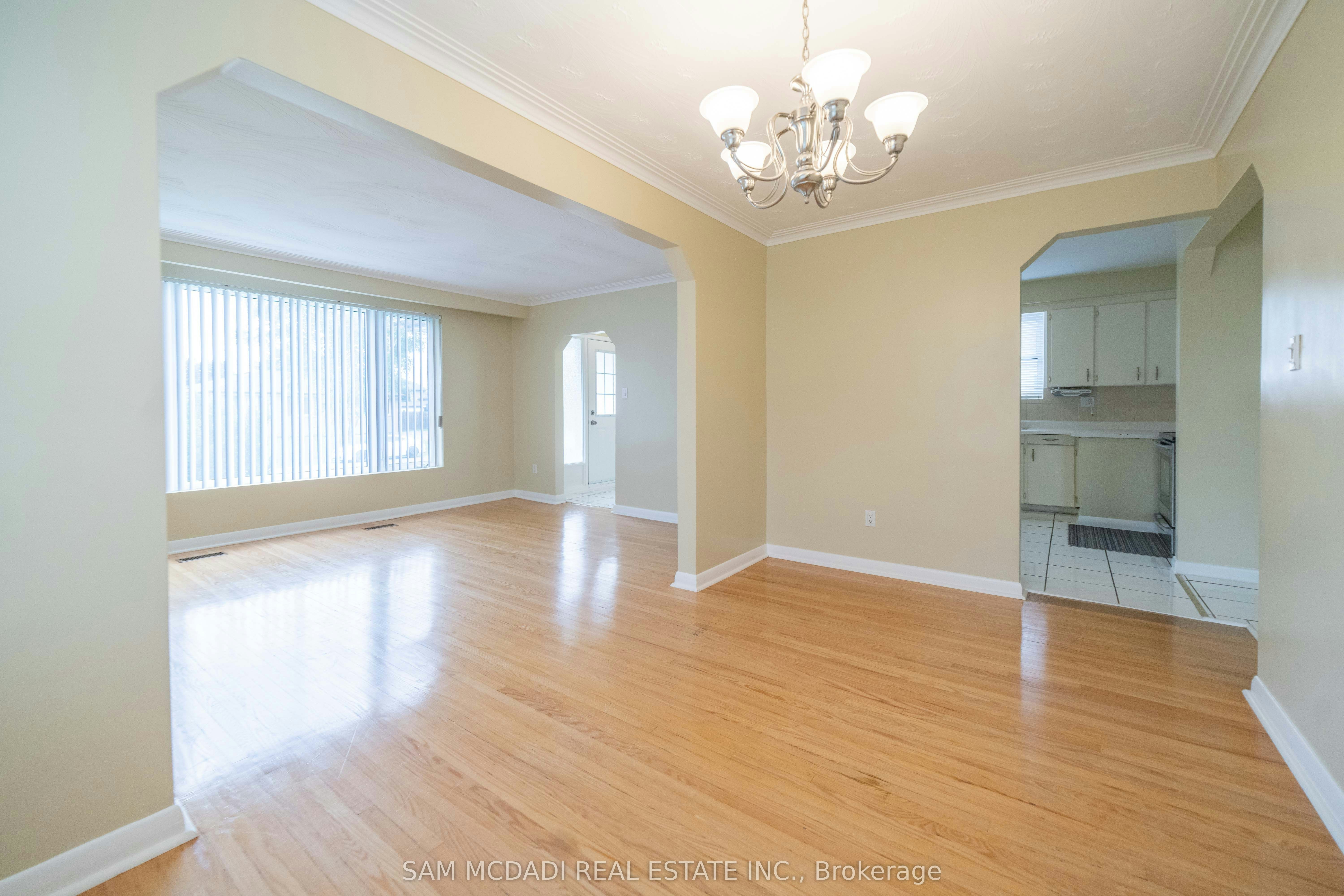 Upper-544 Sandmere Place, Oakville, ON, L6L 4G4 - 11