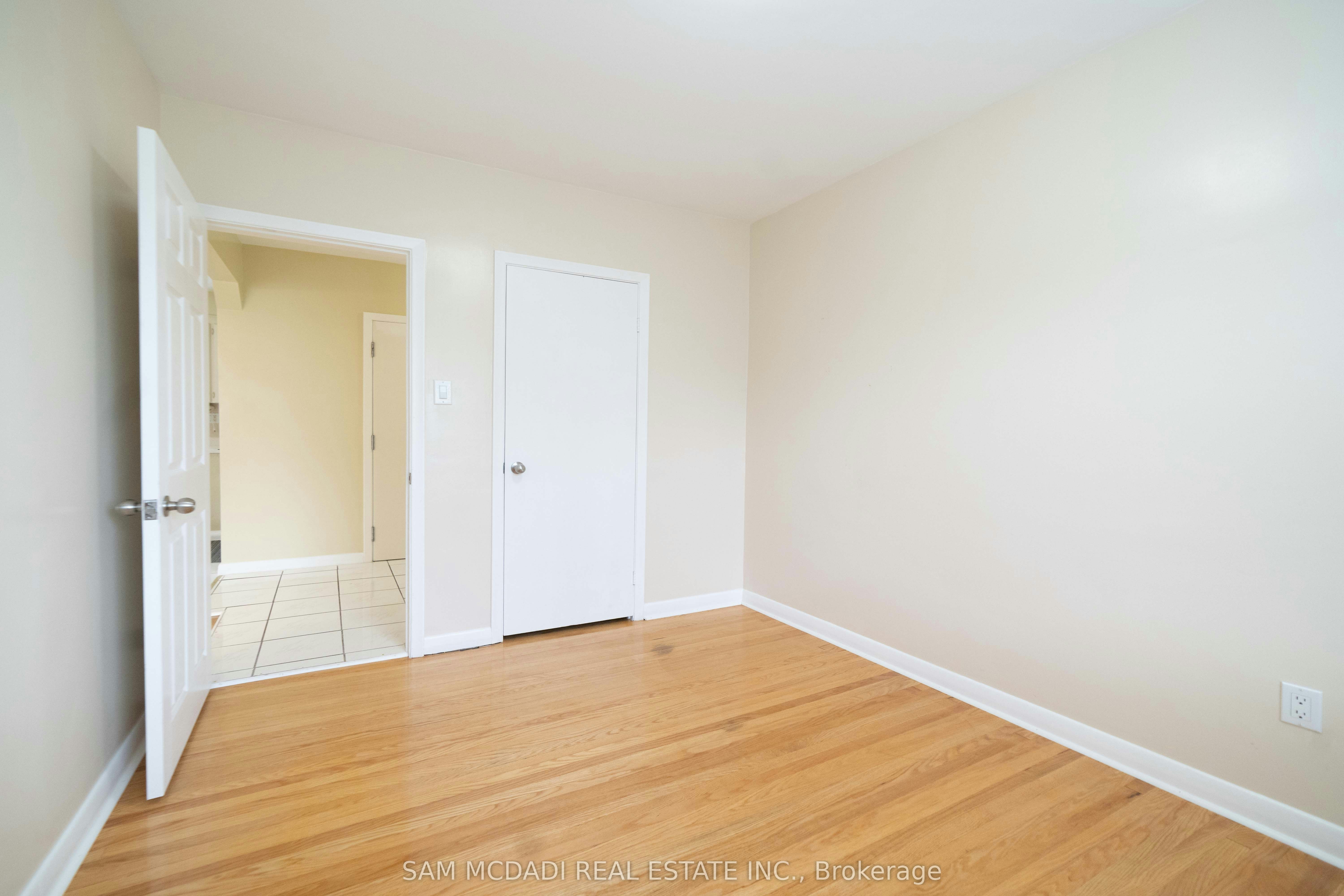 Upper-544 Sandmere Place, Oakville, ON, L6L 4G4 - 16