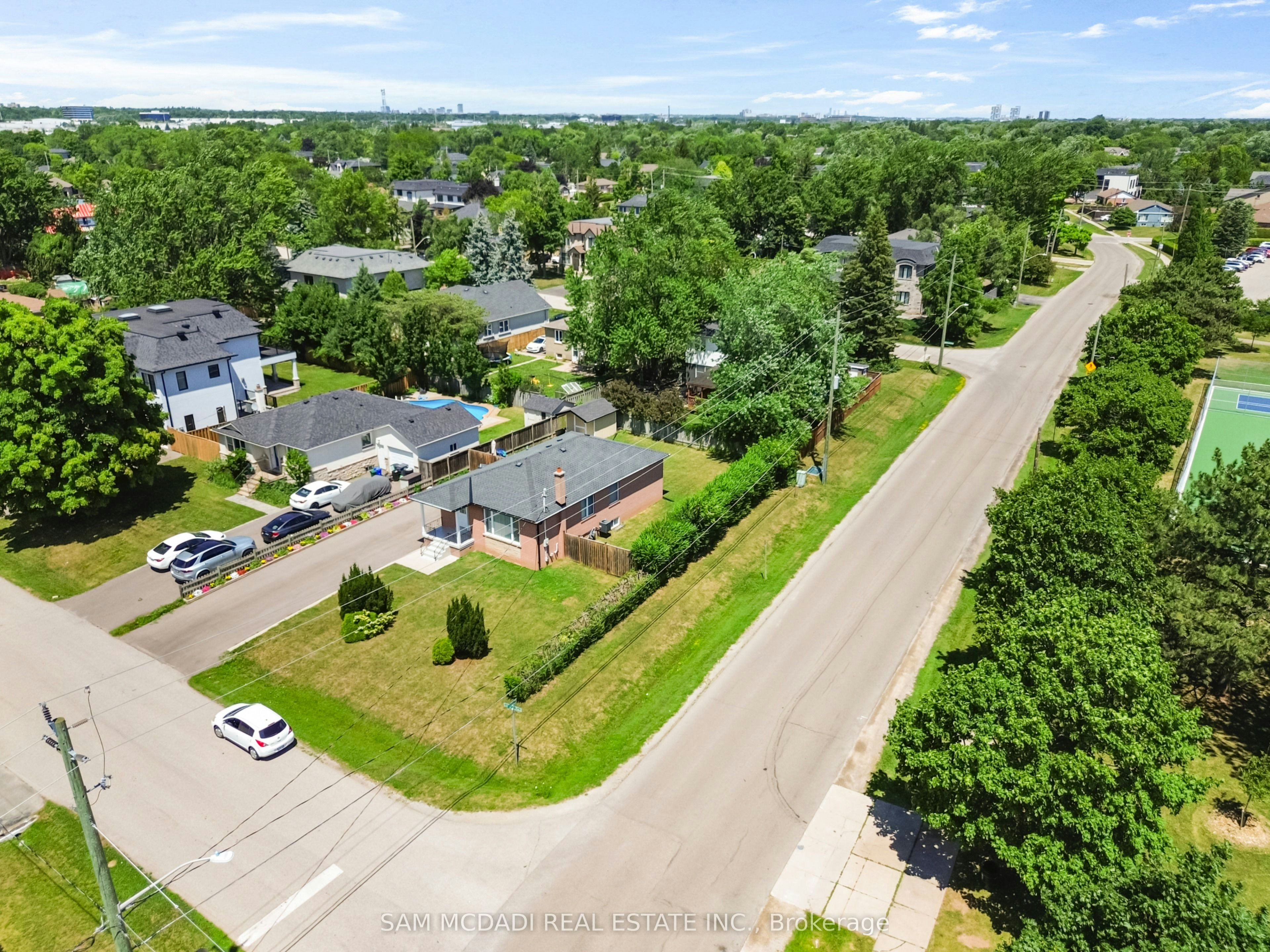 Upper-544 Sandmere Place, Oakville, ON, L6L 4G4 - 2
