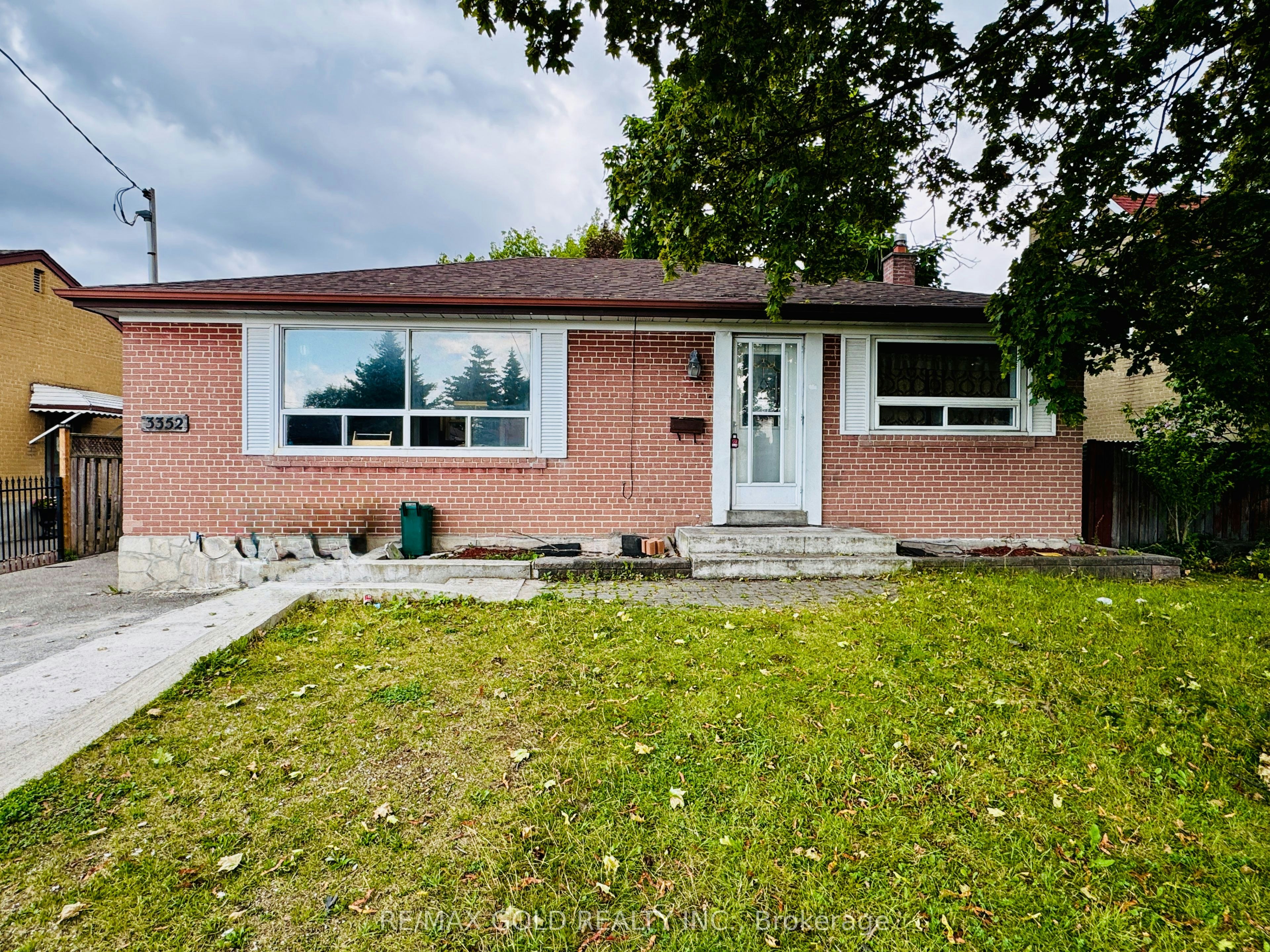 3352 Etude Drive, Mississauga, ON, L4T 1T3 - 5