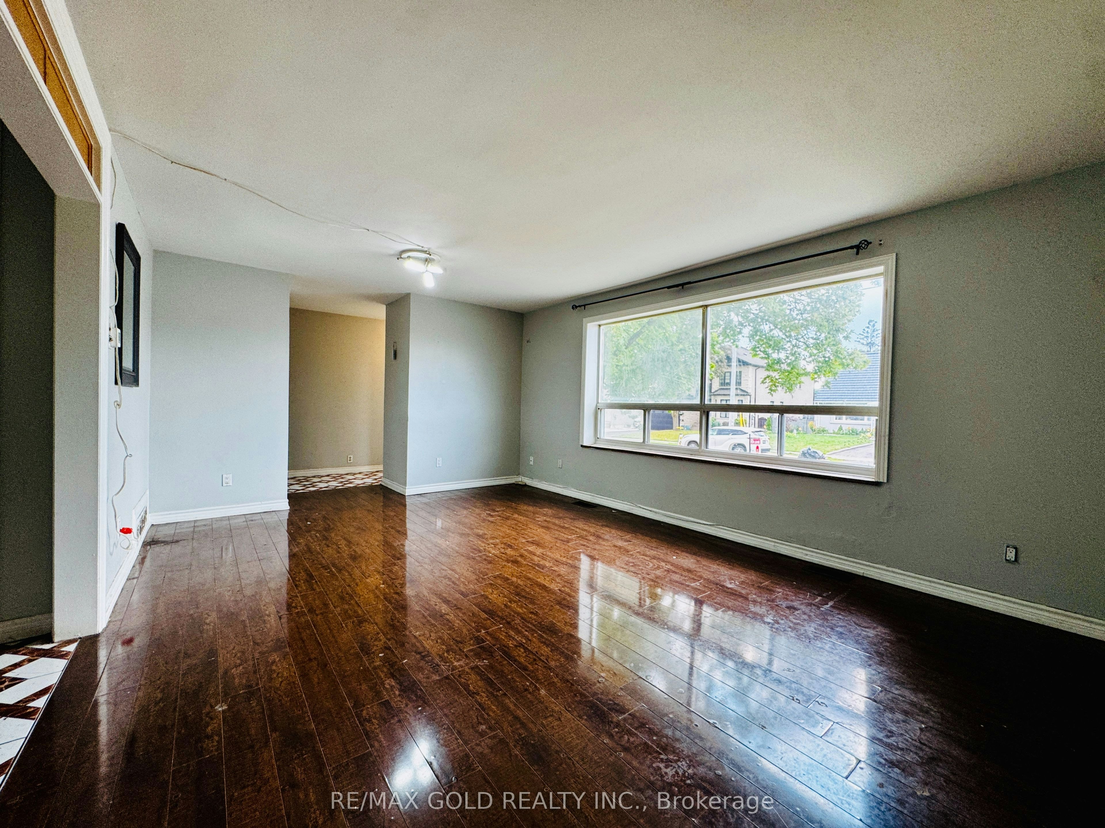 3352 Etude Drive, Mississauga, ON, L4T 1T3 - 9