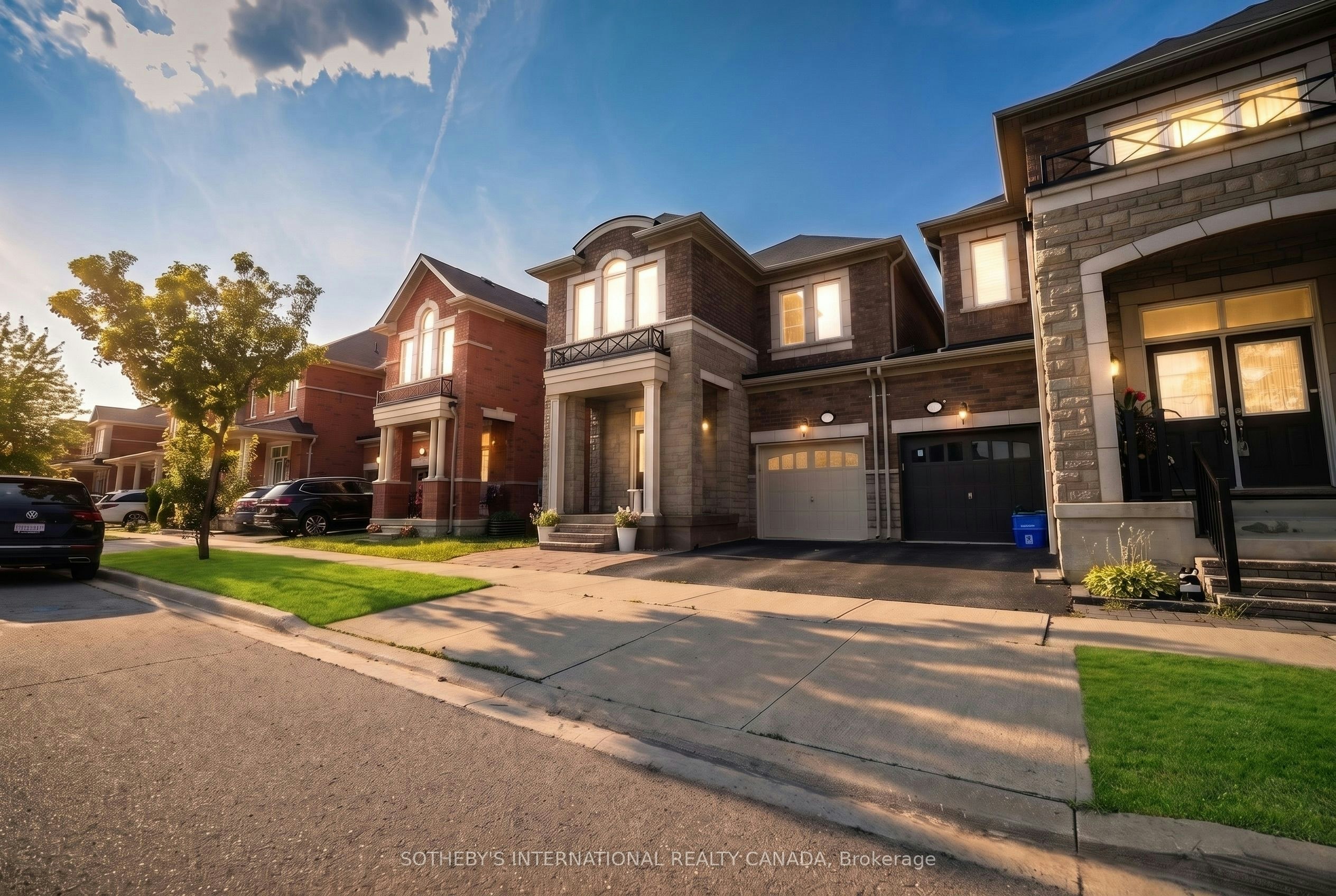 271 Sarah Cline Drive, Oakville, ON, L6M 0V4
