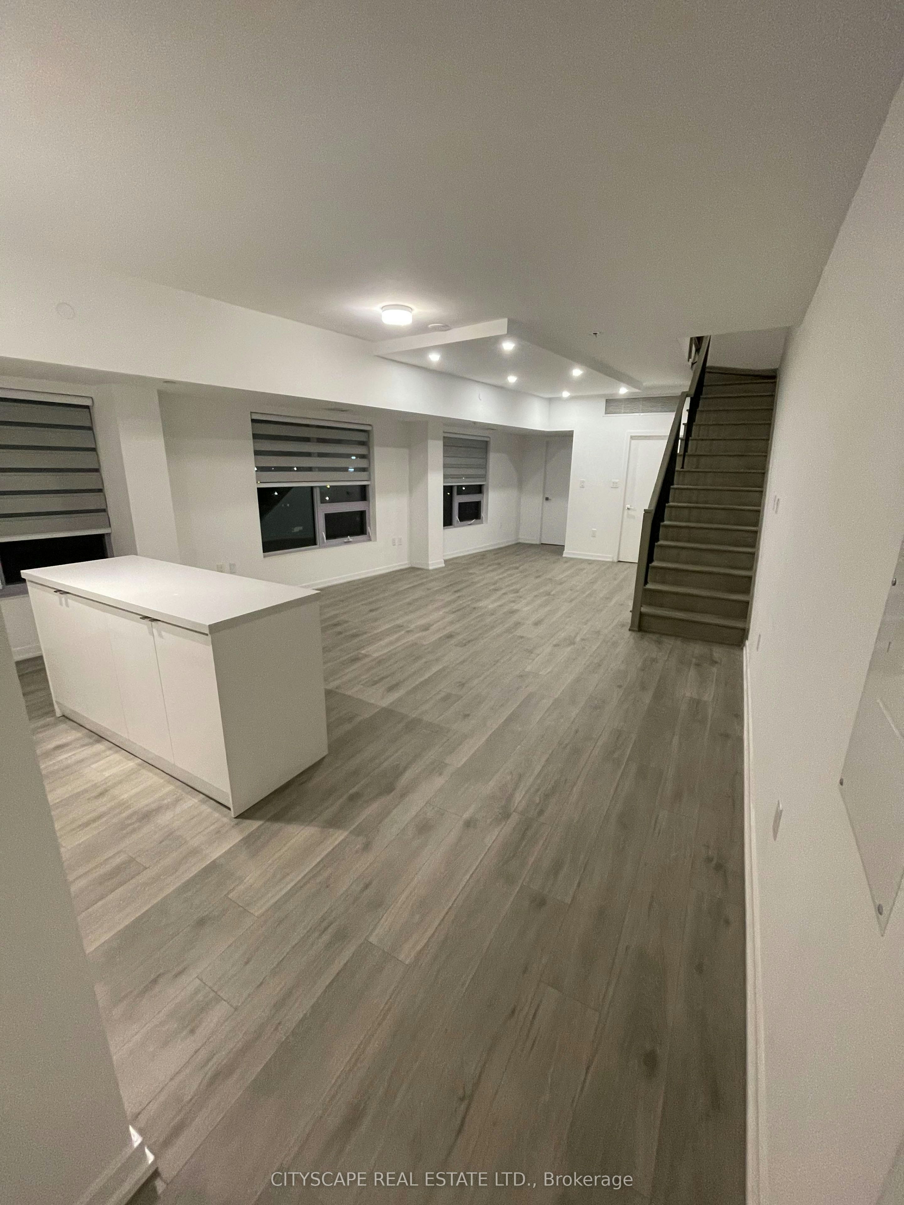 PH09-2433 Dufferin Street, Toronto, ON, M6E 3T3 - 9