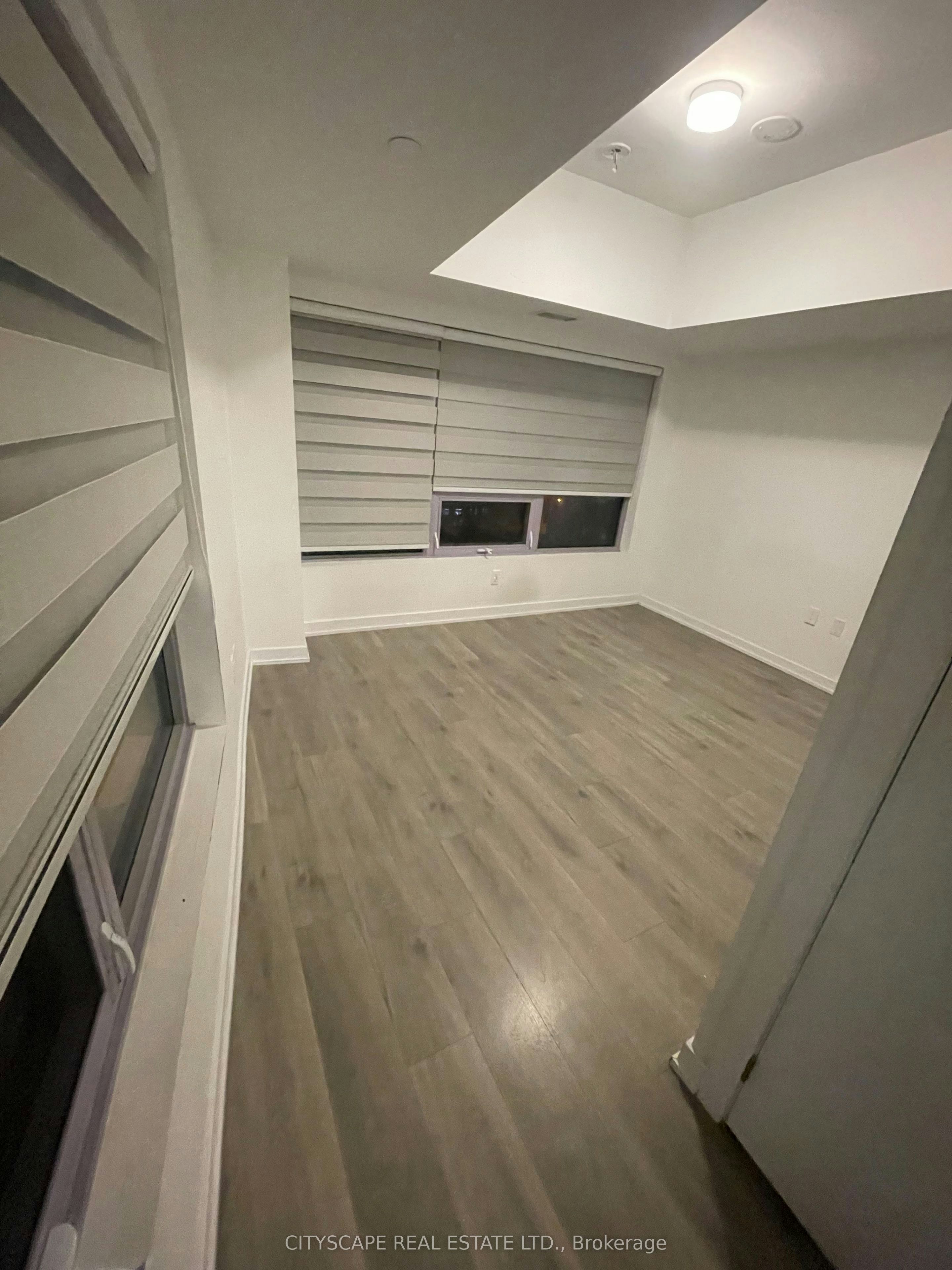 PH09-2433 Dufferin Street, Toronto, ON, M6E 3T3 - 6